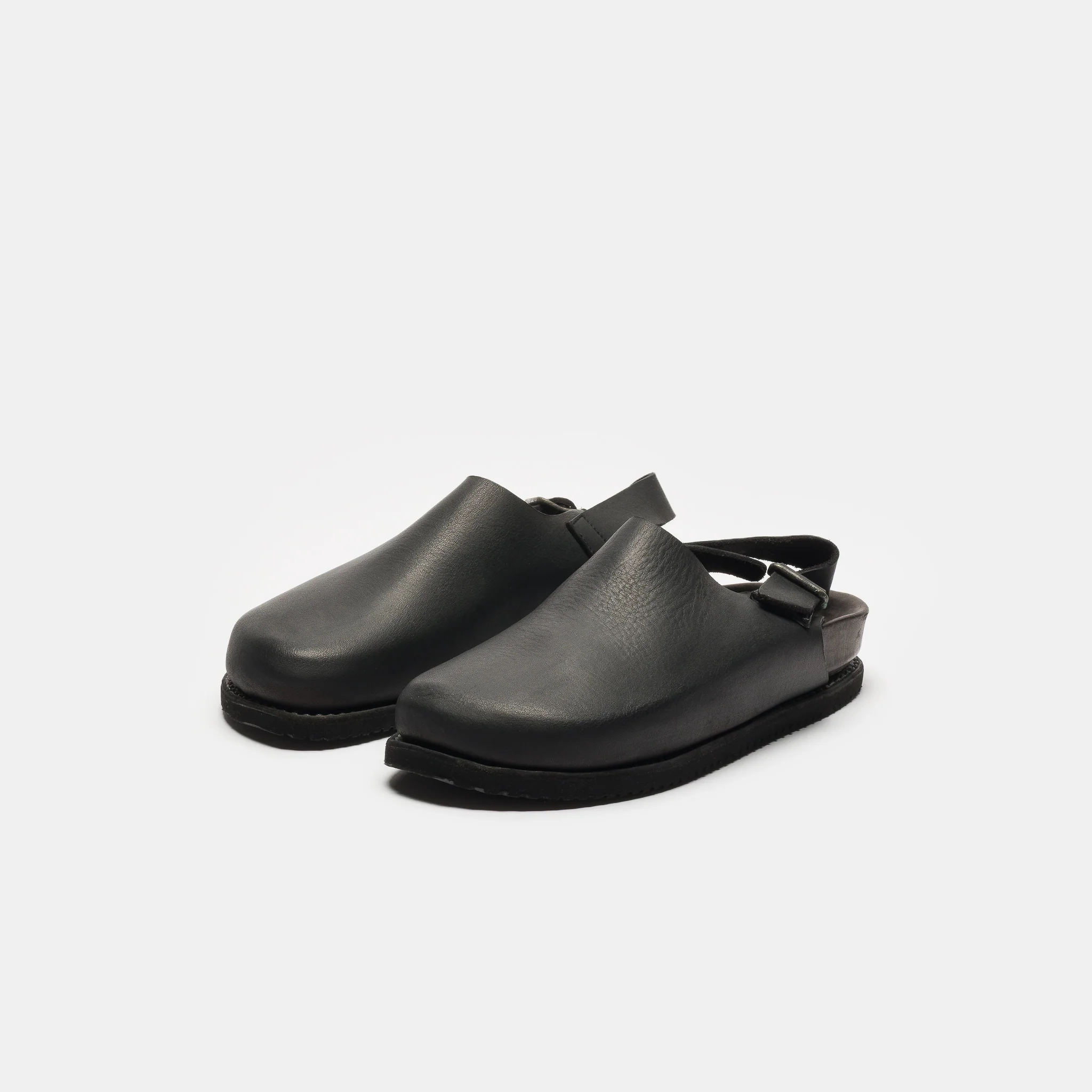 BRK10 Sling Back Sandal in Black - Image 3
