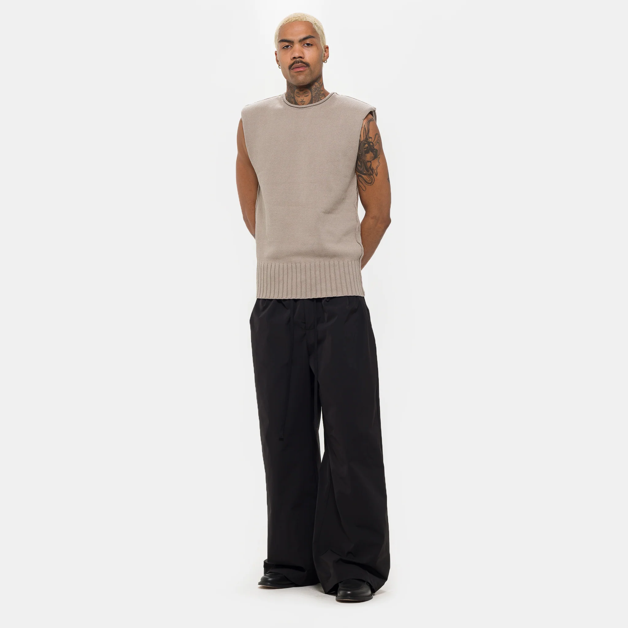Burns Knit Vest in Light Grey - Image 2