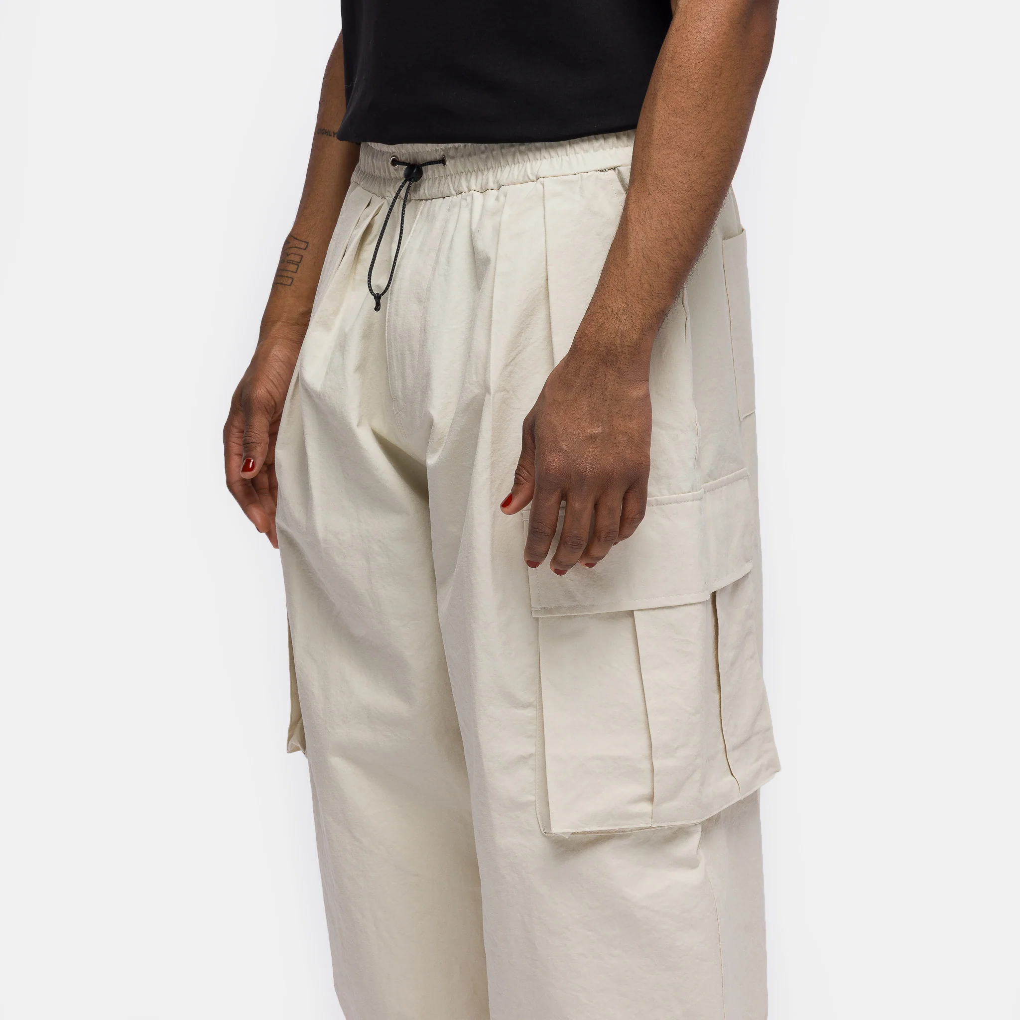 Cargo String Balloon Pant in Ivory - Image 4