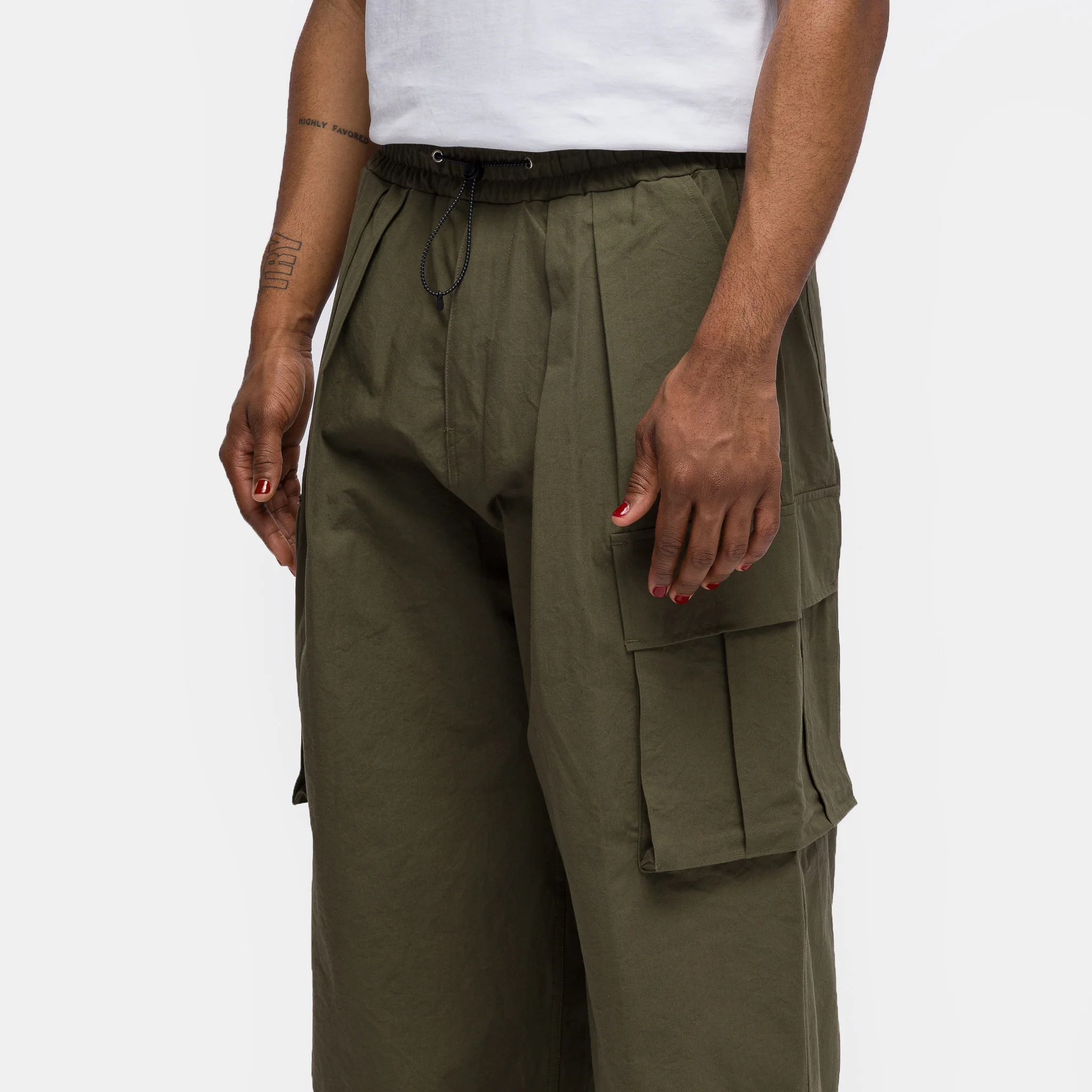 Cargo String Balloon Pant in Khaki - Image 4