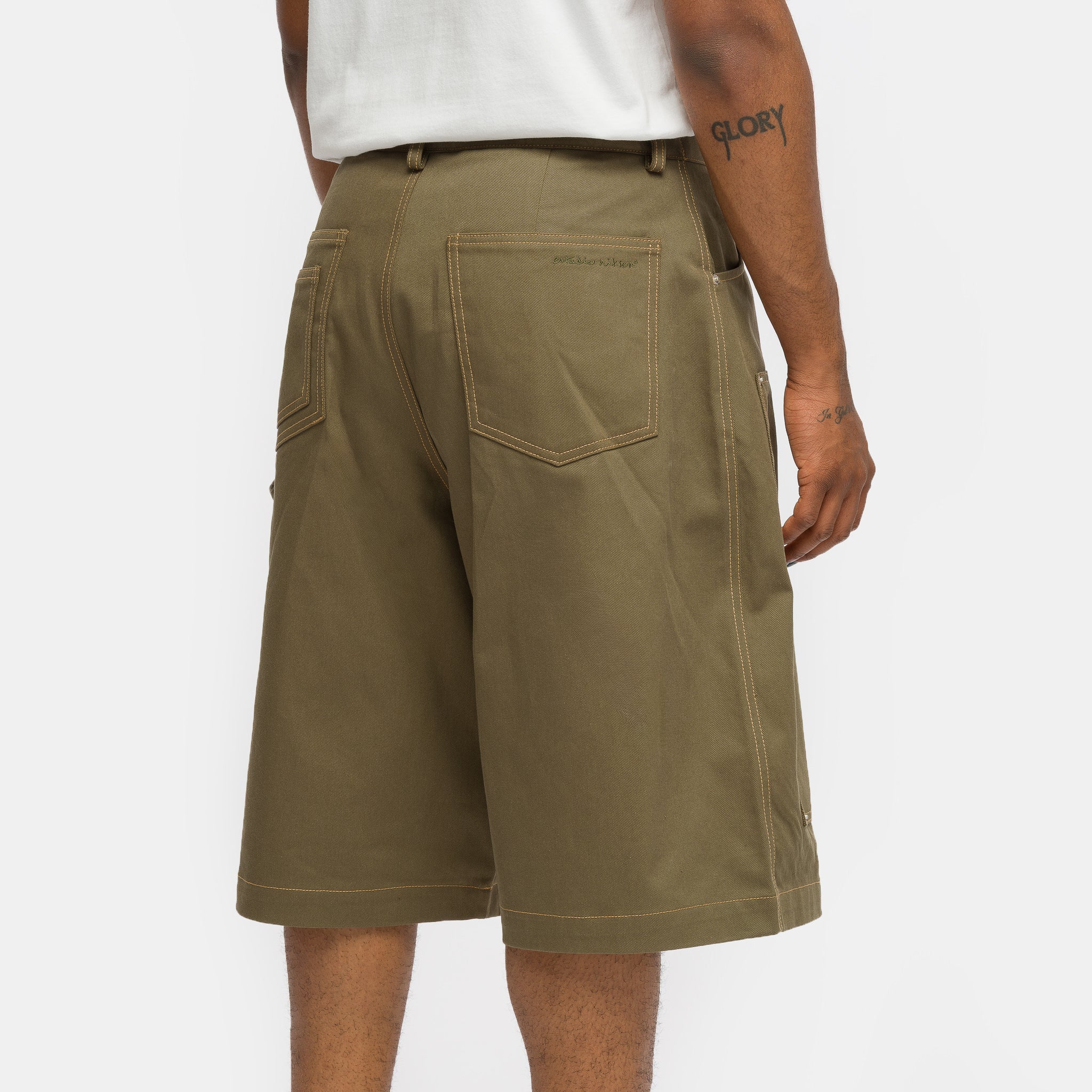 Carpenter Wide Short in Khaki - Image 5