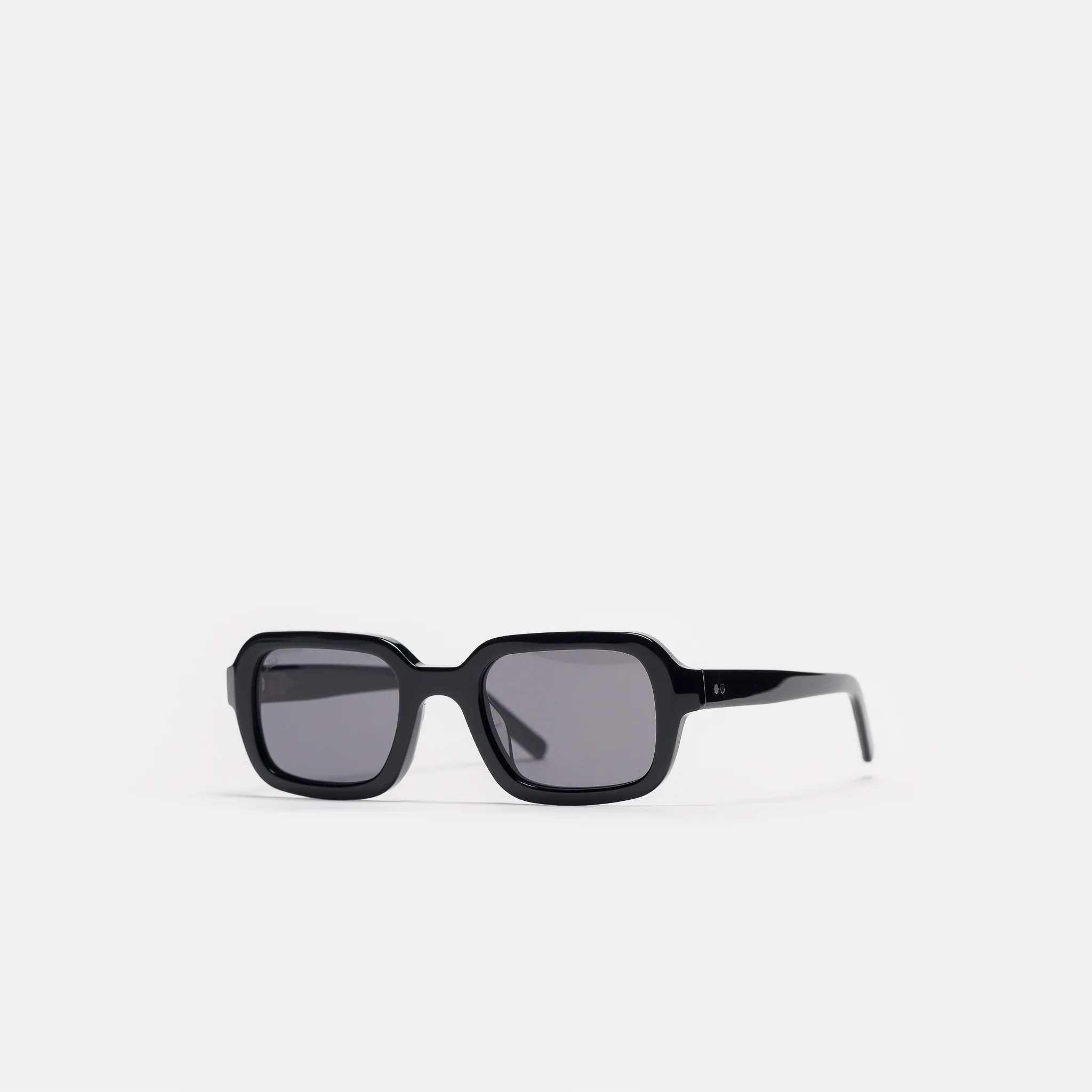 Cascade Sunglasses in Black/Black - Image 2