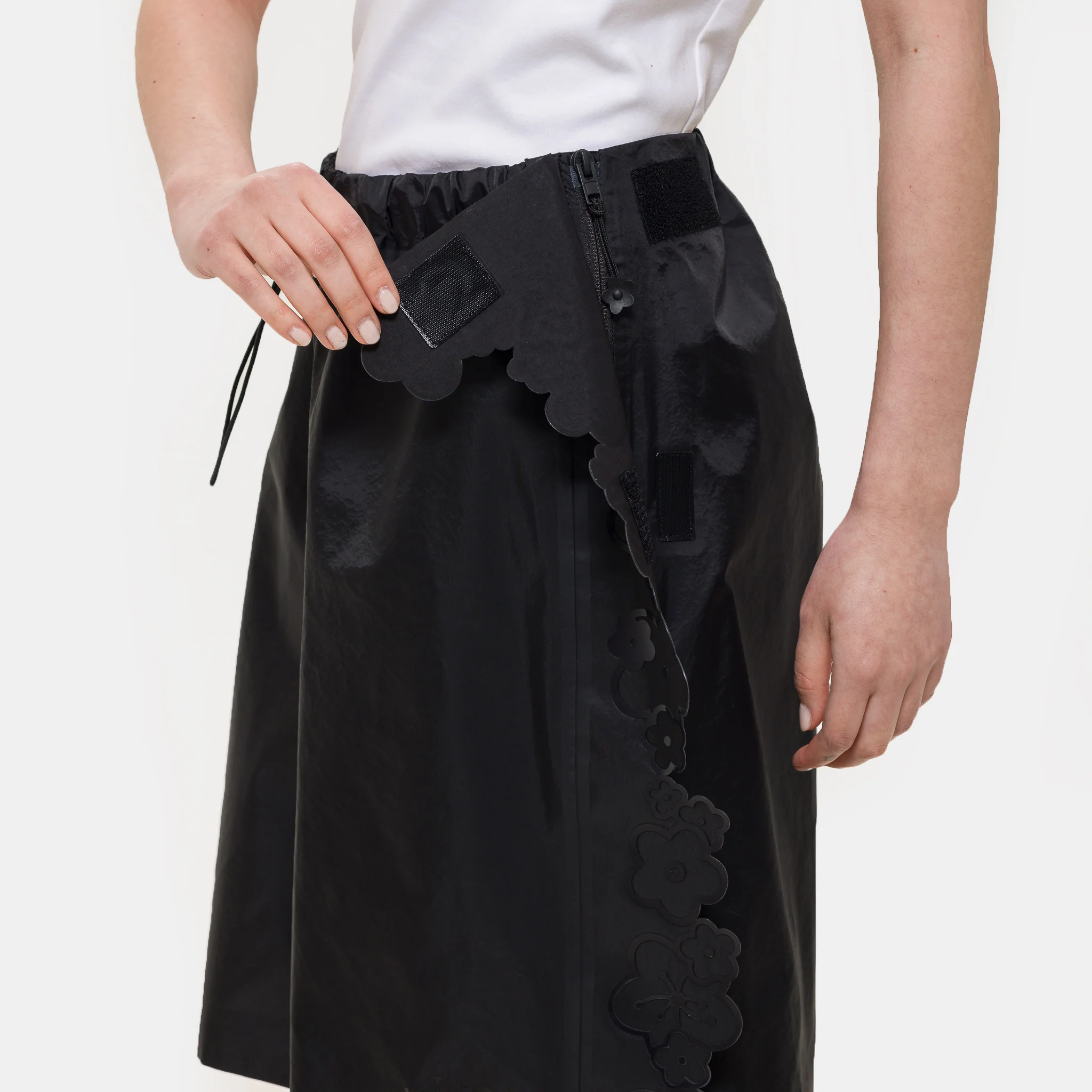 Cecilie Bahnsen Mountain Short in Black - Image 5