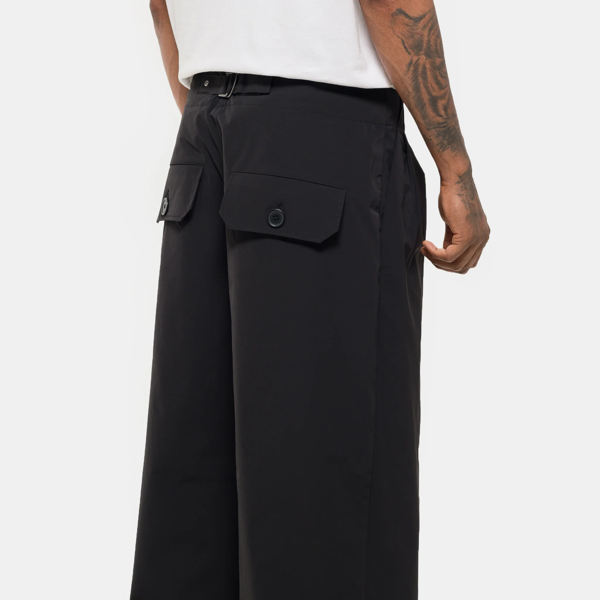 Cinch Pant in Black - Image 5