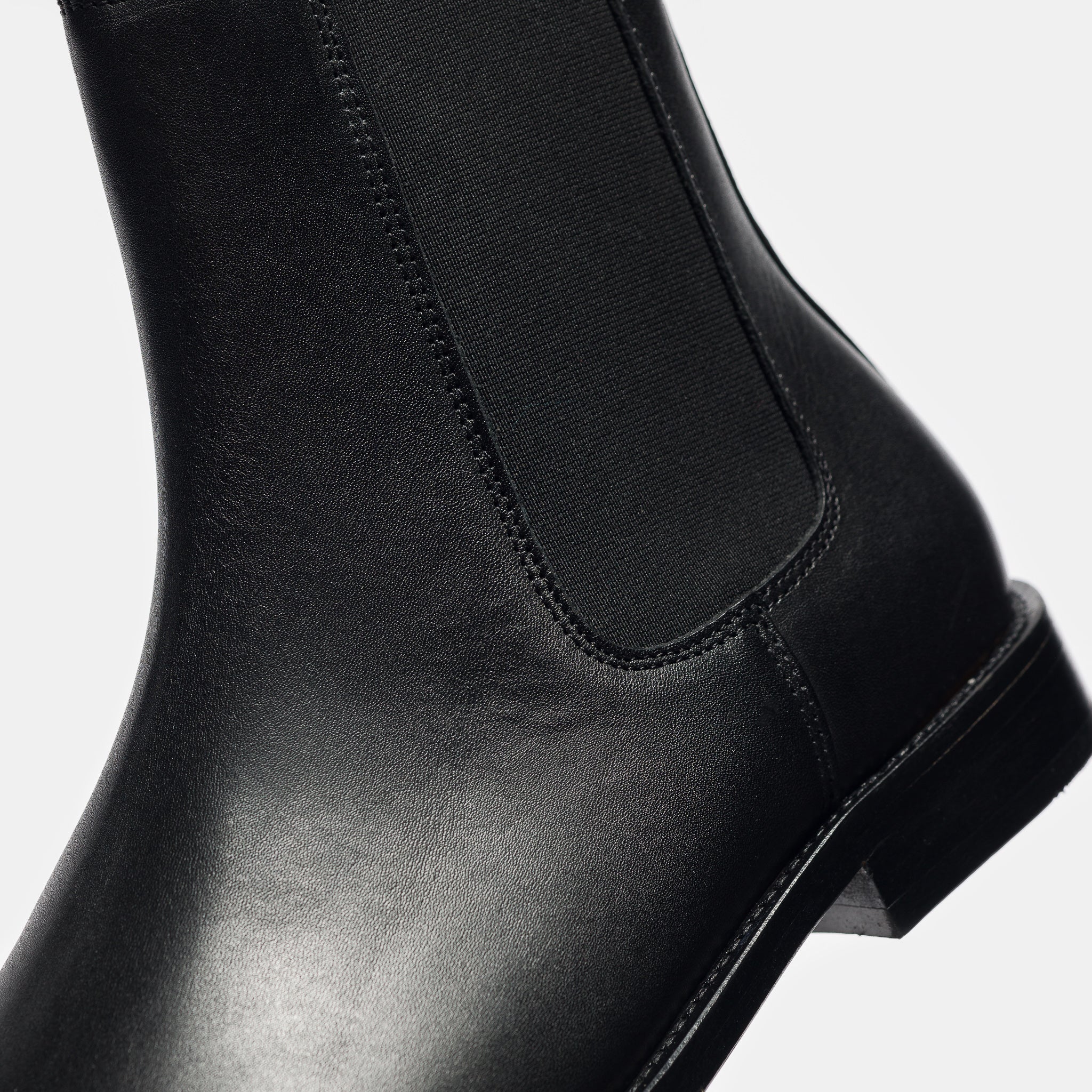 Core Boot in Black Crust - Image 6