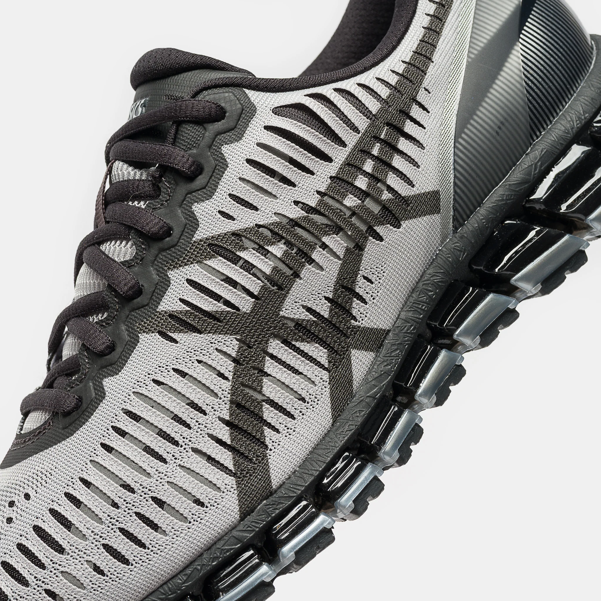 CP Company Gel Quantum 360 I Sneaker in Pure Silver/Pure Silver - Image 5
