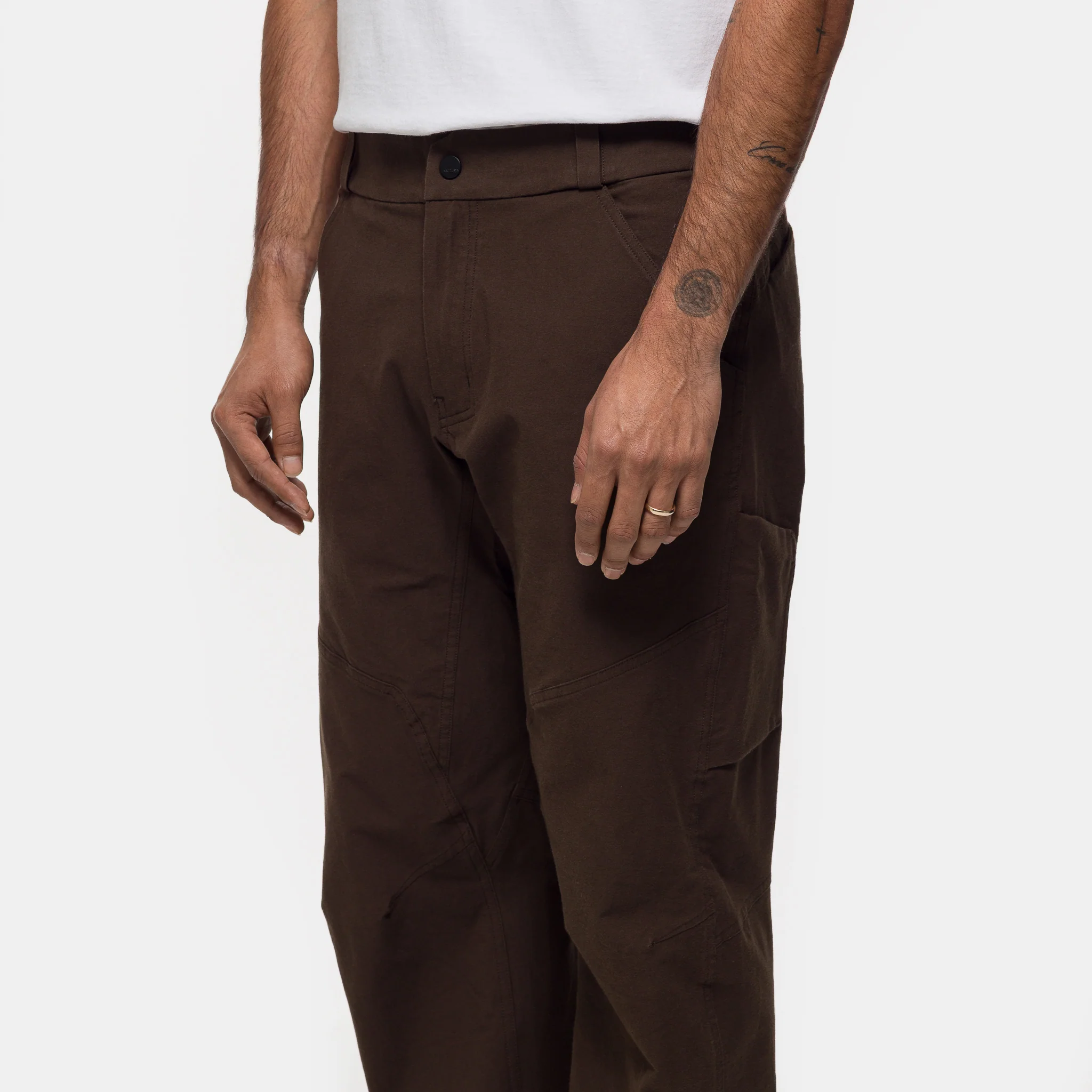Cronin Cotton Pant in Carob - Image 4