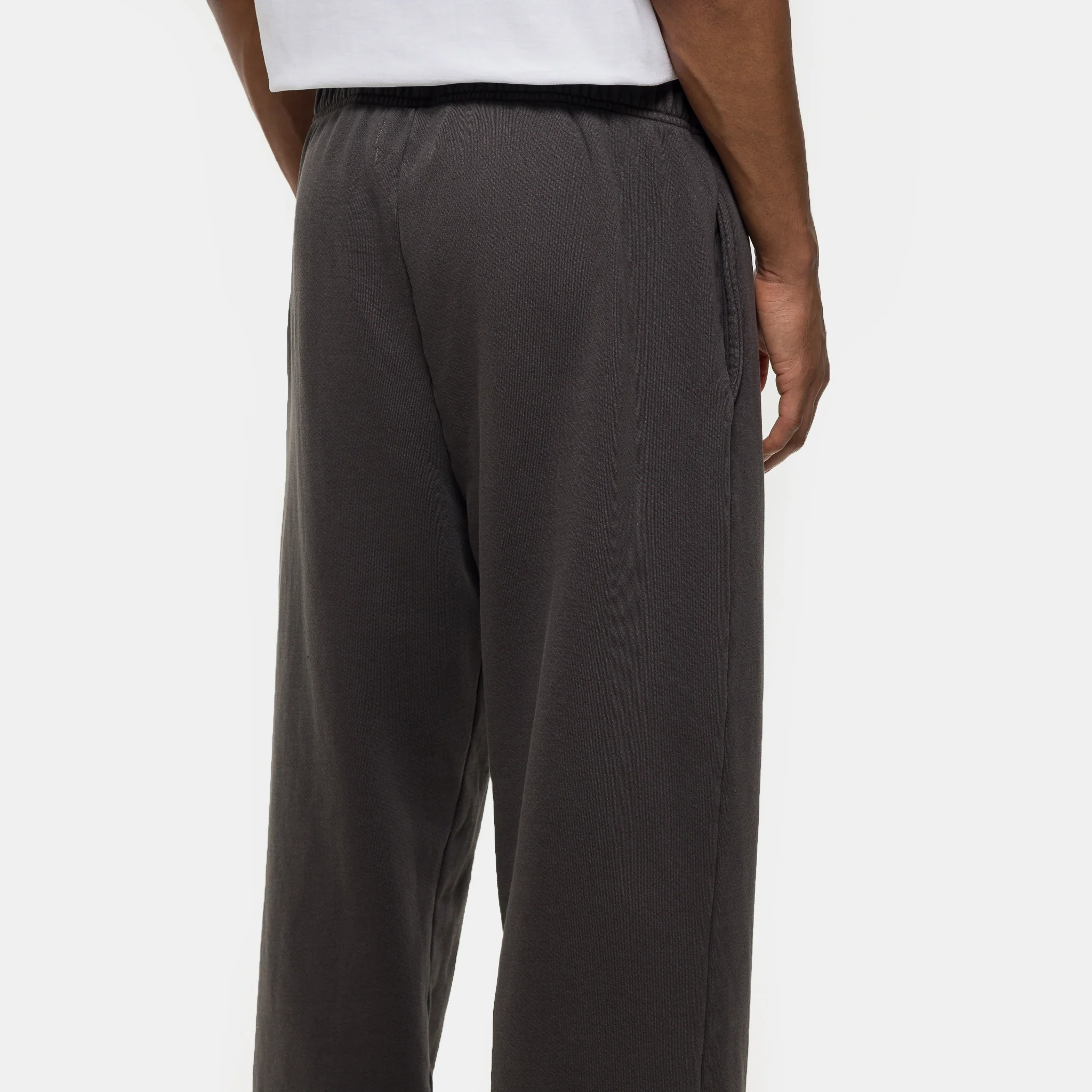 Cropped Relaxed  Pant in Vintage Black - Image 5