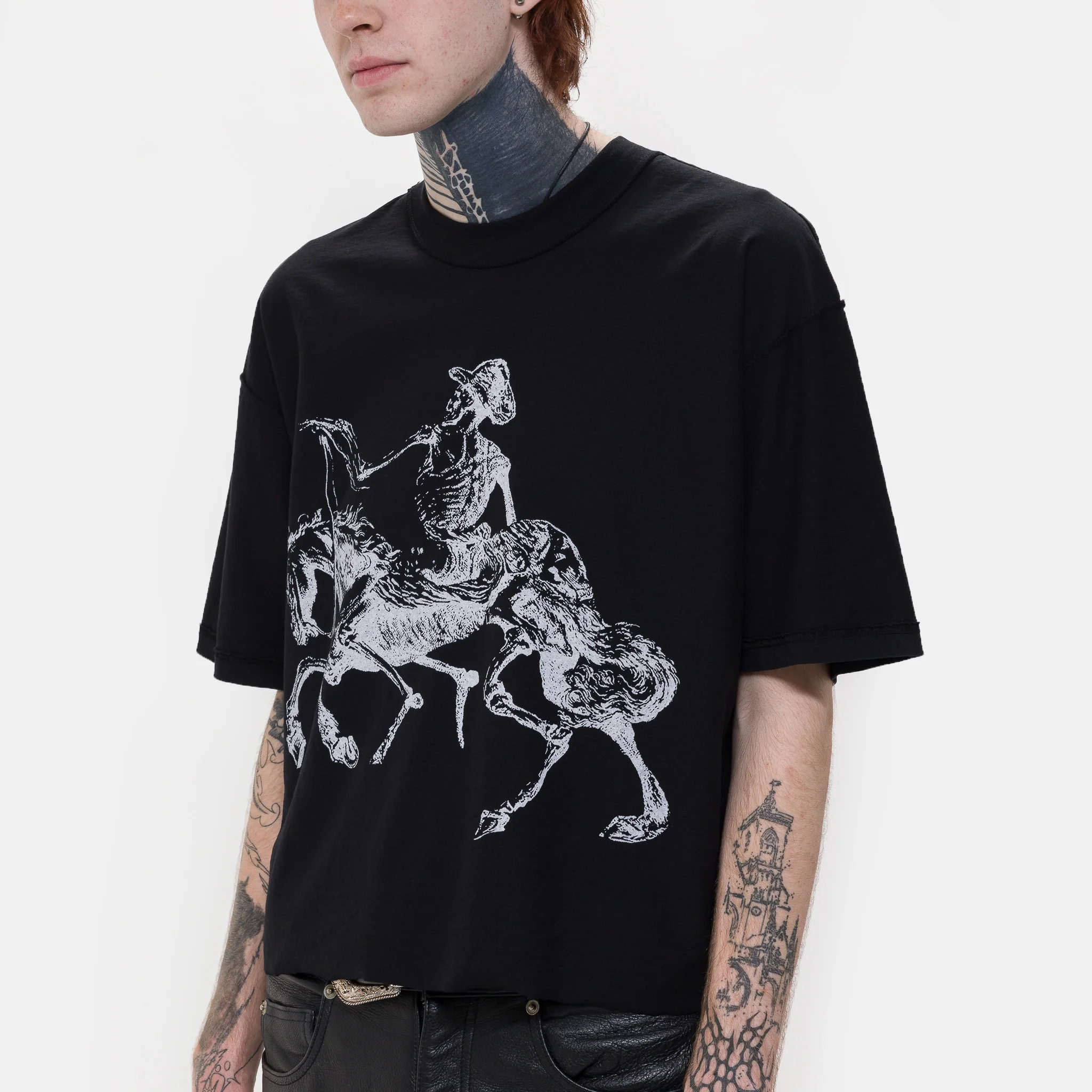 Death on A Field T-Shirt in Black - Image 4