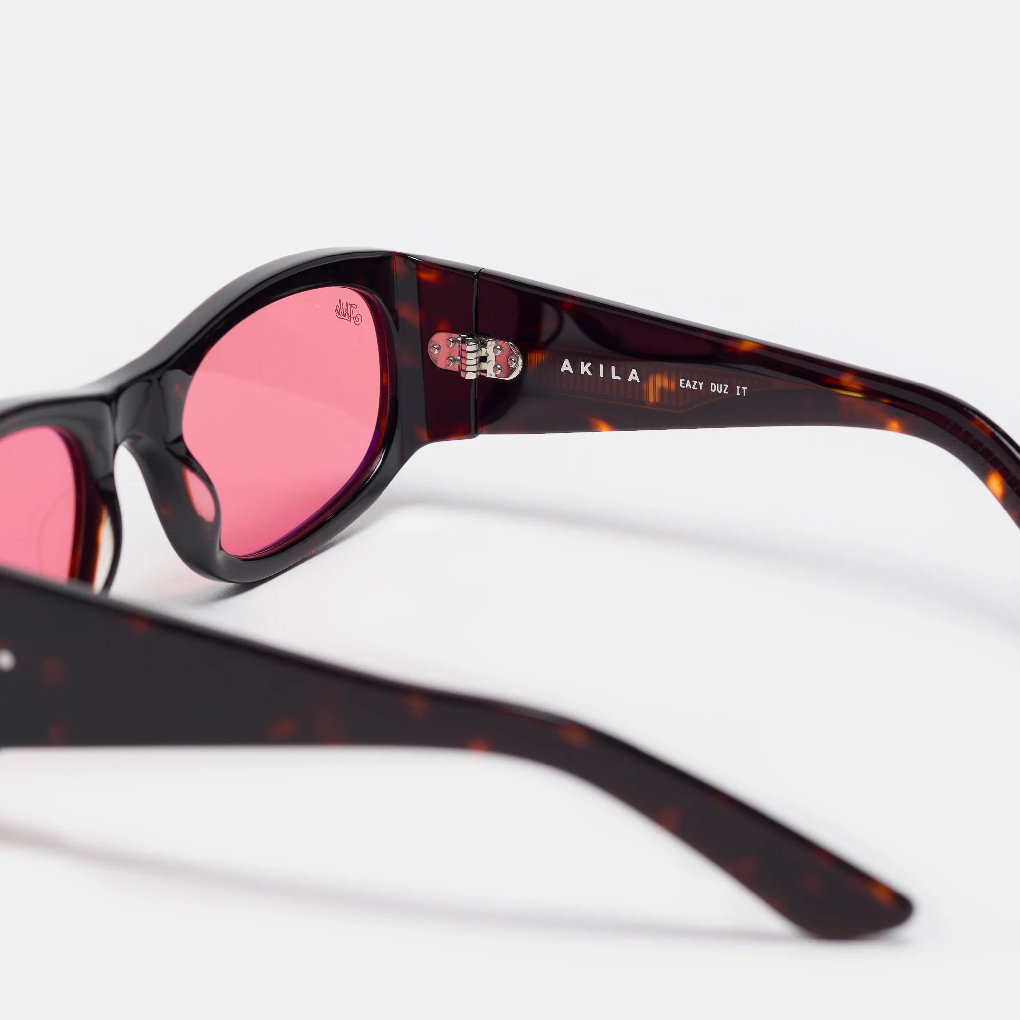 Eazy Sunglasses in Dark Tortoise/Rose - Image 3