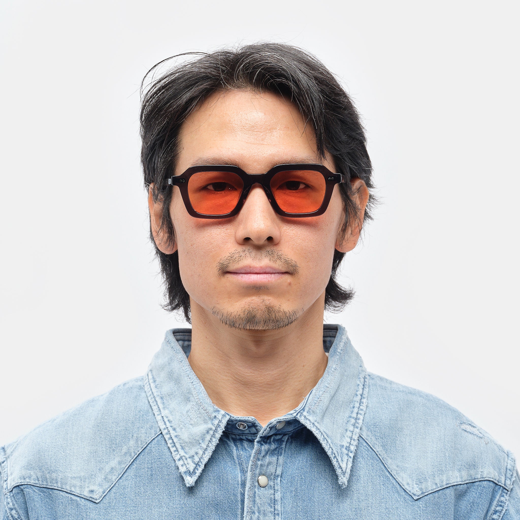 Era Sunglasses in Onyx/Apricot - Image 3