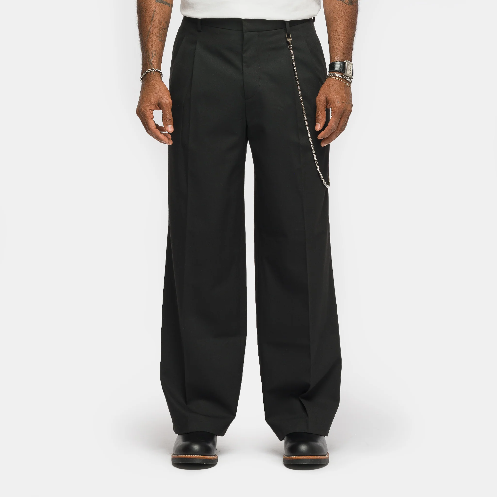 Esencial Trouser in Black