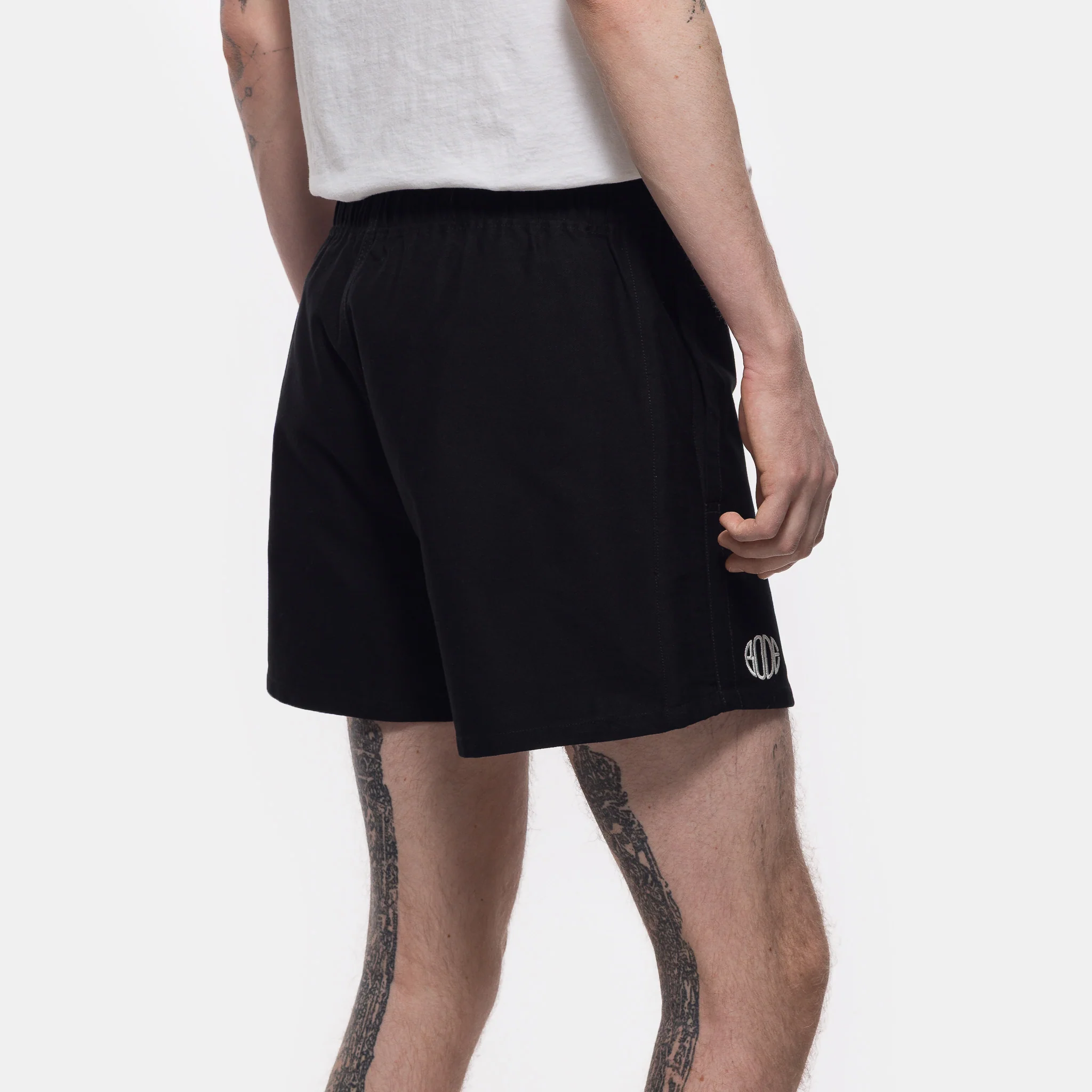 Field Short in Black - Image 5