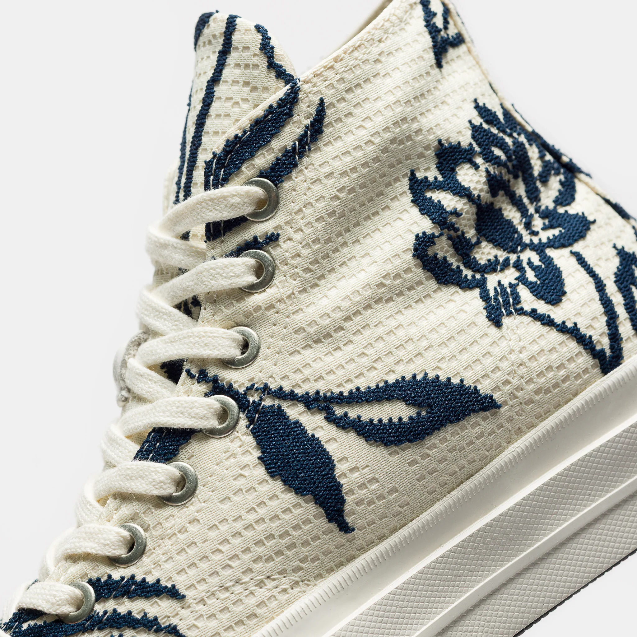 First String Chuck Taylor Hi Sneaker in Floral/Snow White/Marshmellow - Image 5