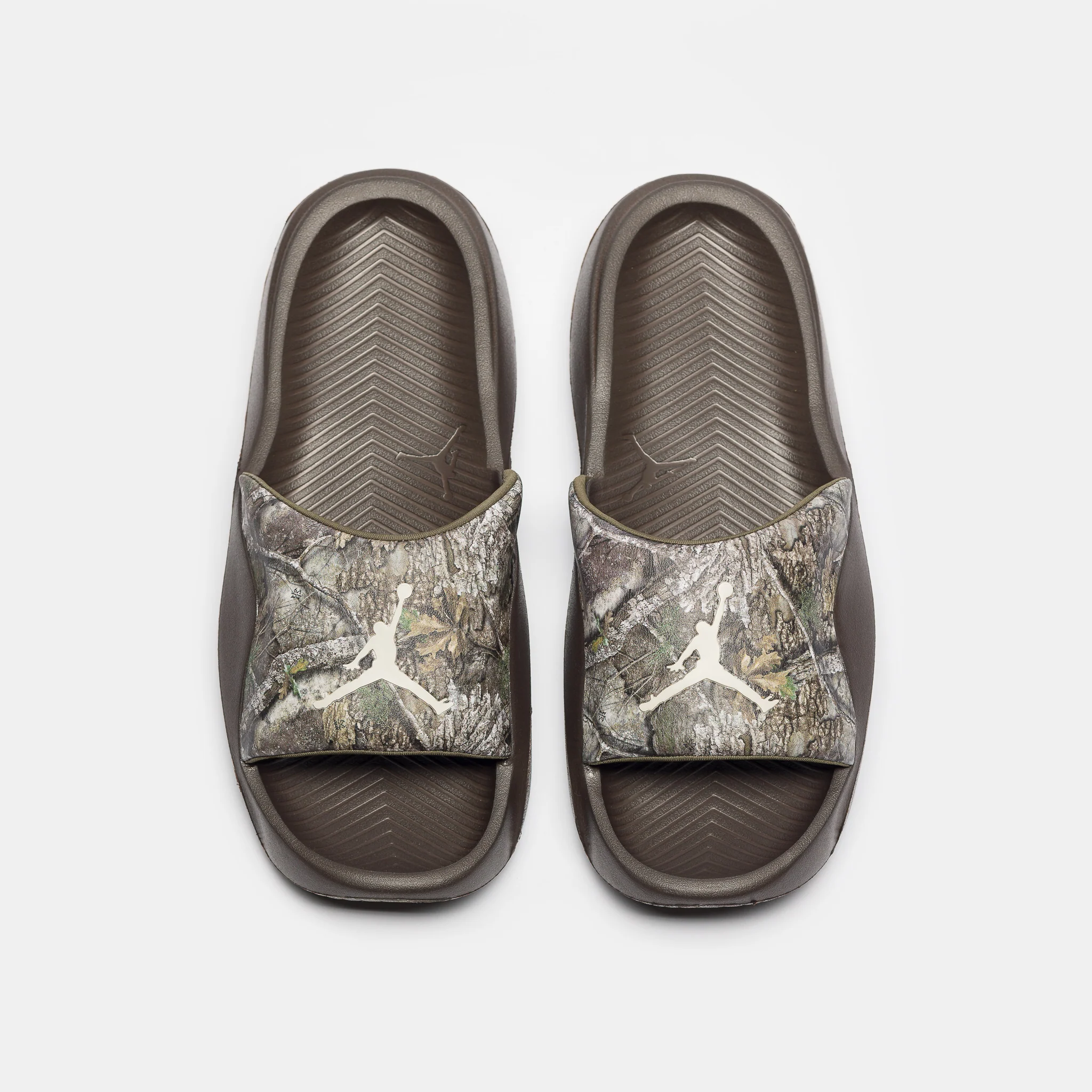 Franchise Realtree Slide in Medium Olive/Lt Orewood Brown - Image 4