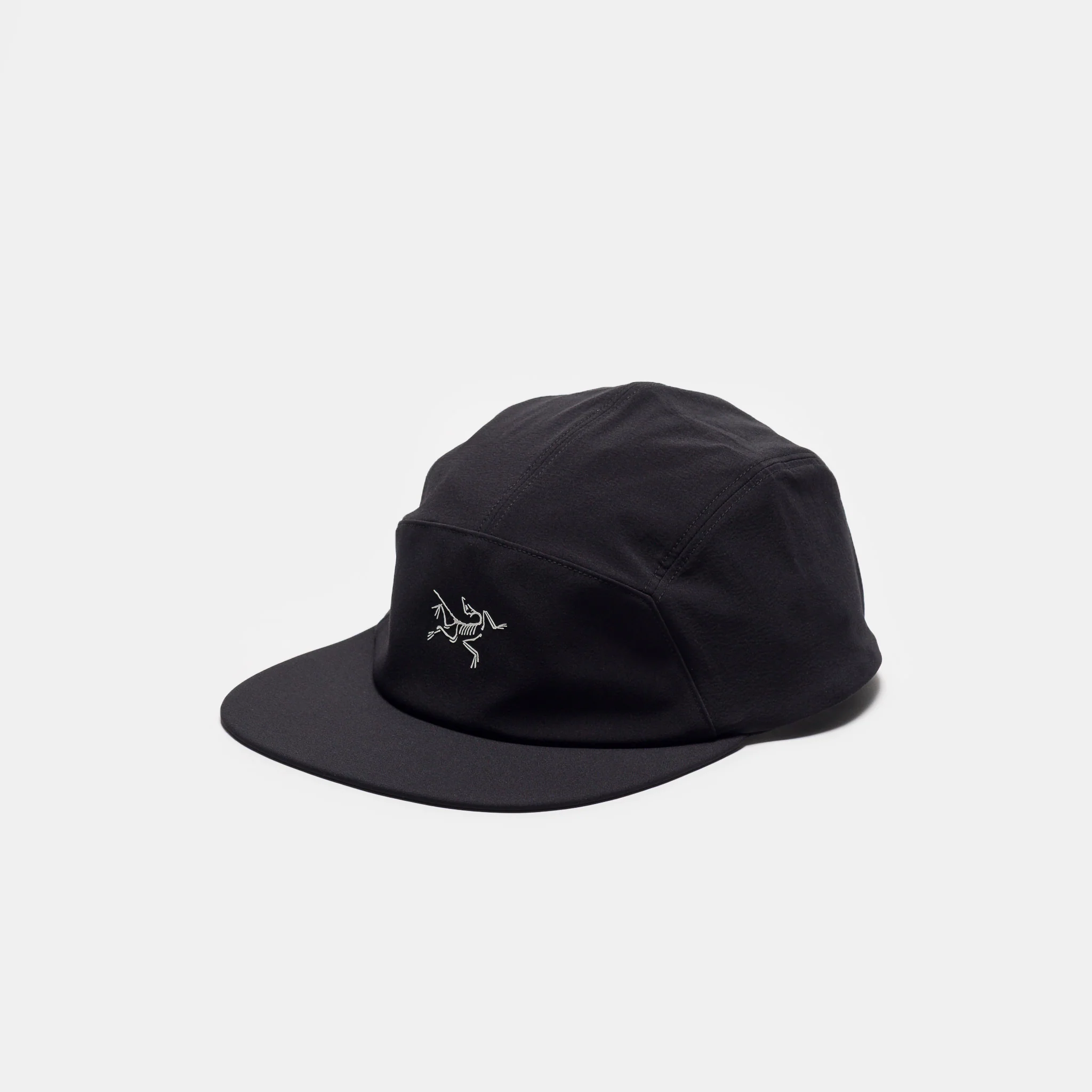 Gamma 5 Panel Cap in Black/Arctic Silk