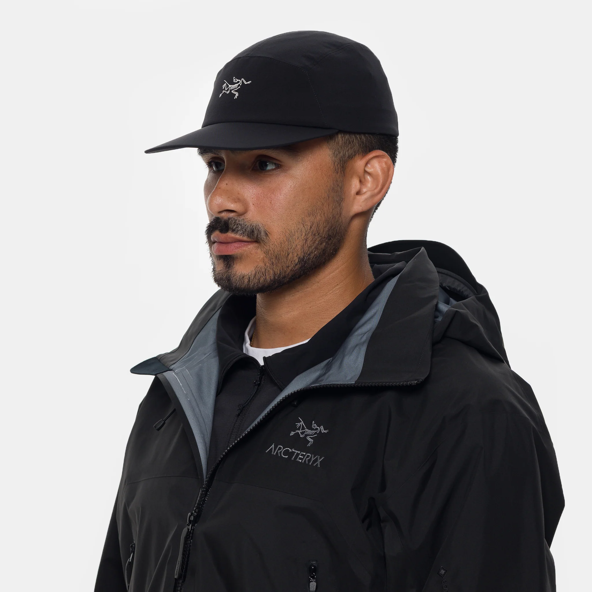 Gamma 5 Panel Cap in Black/Arctic Silk - Image 2