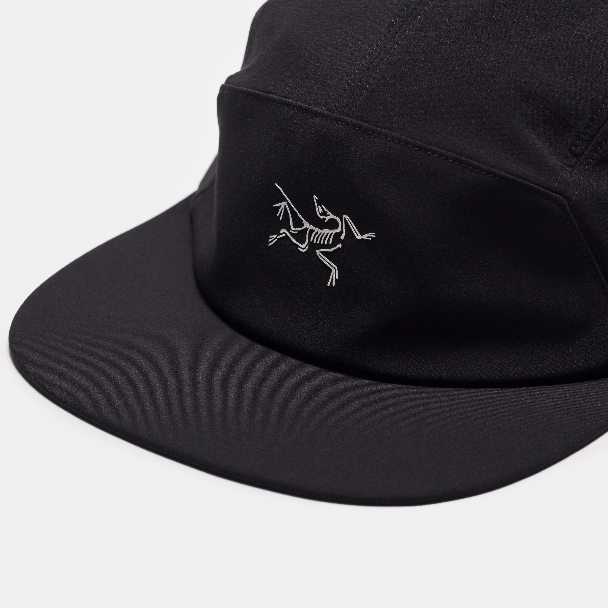 Gamma 5 Panel Cap in Black/Arctic Silk - Image 5