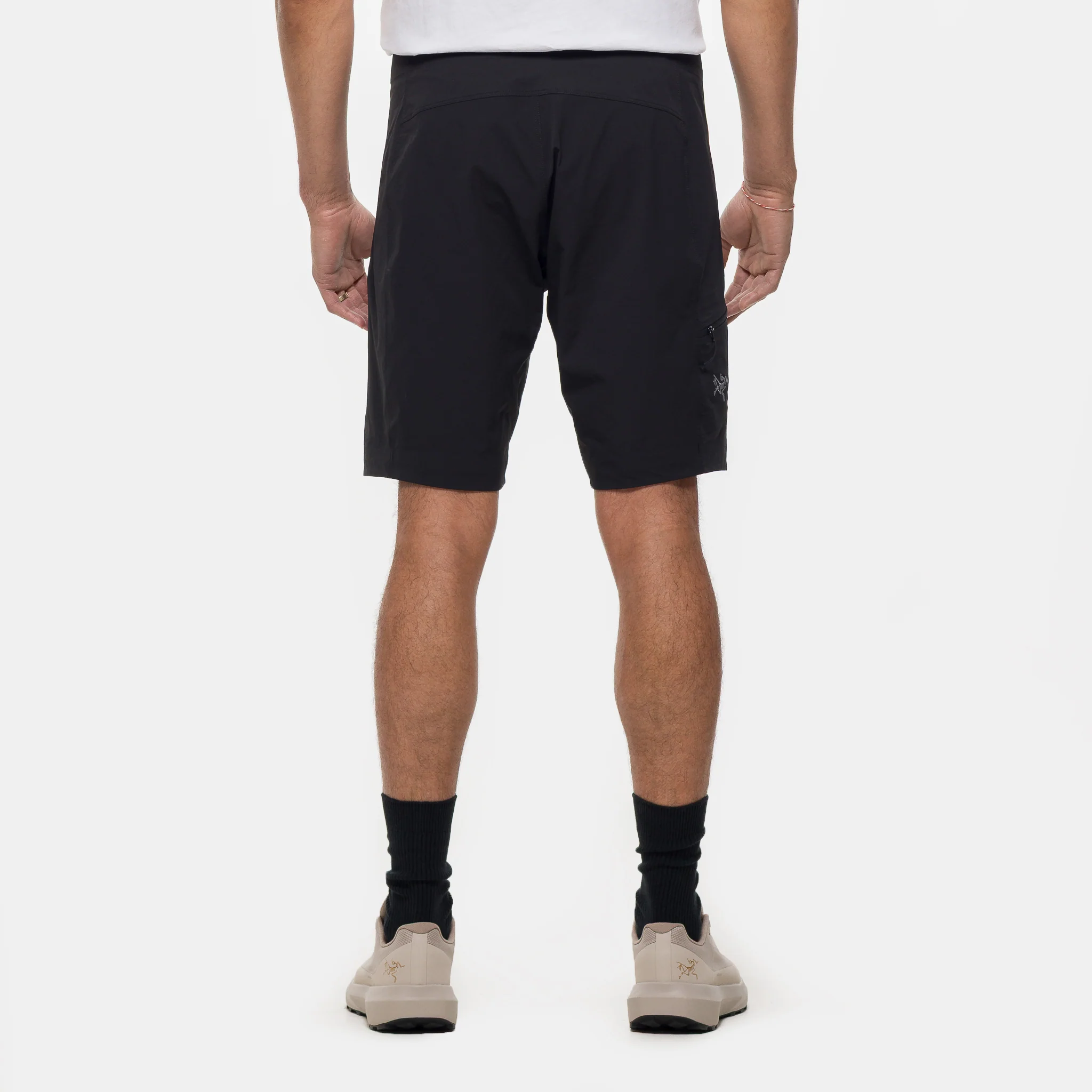 Gamma SL 9"  Short in Black - Image 3