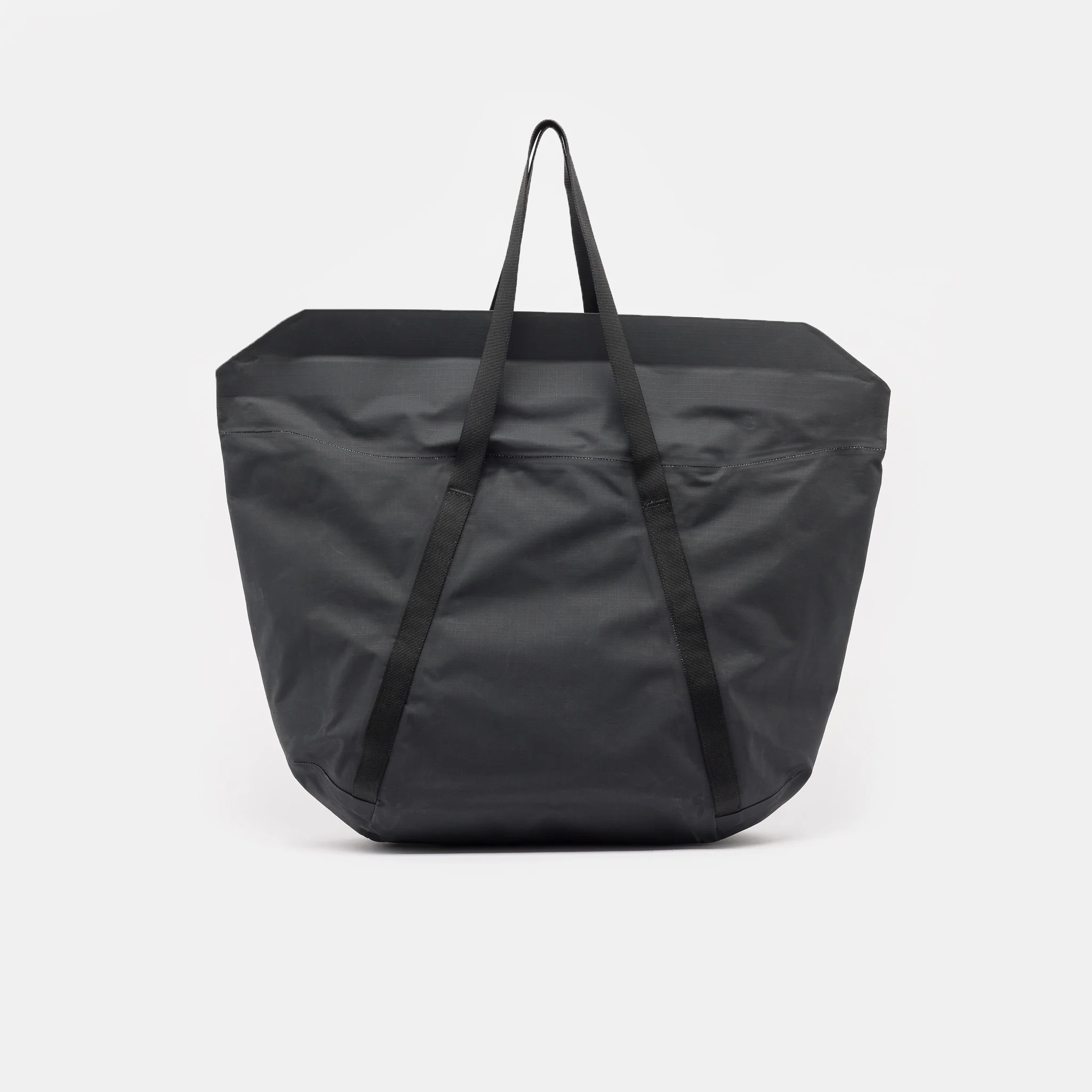 Granville 30 Carryall Bag in Black - Image 3
