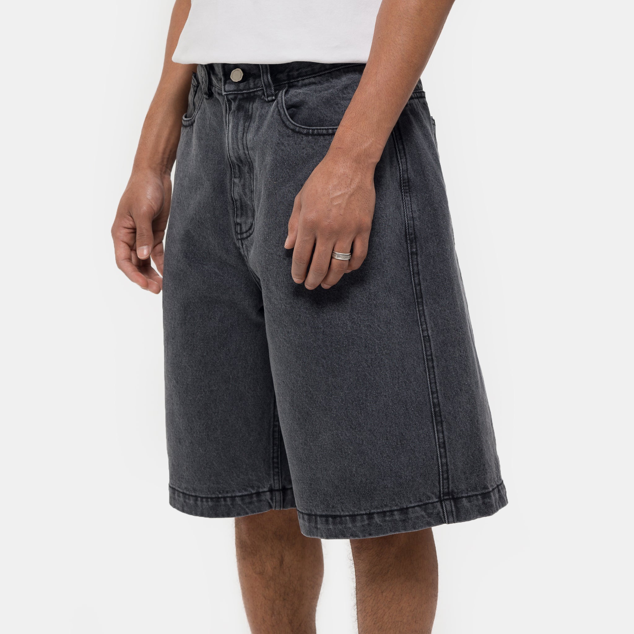 Half-Dart Denim Short in Black - Image 4