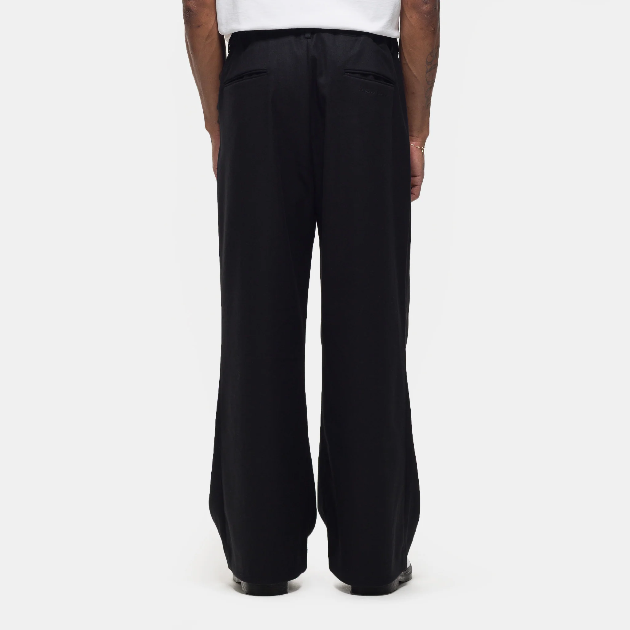 Heavyweight Pintuck Maxi Trouser in Black - Image 3