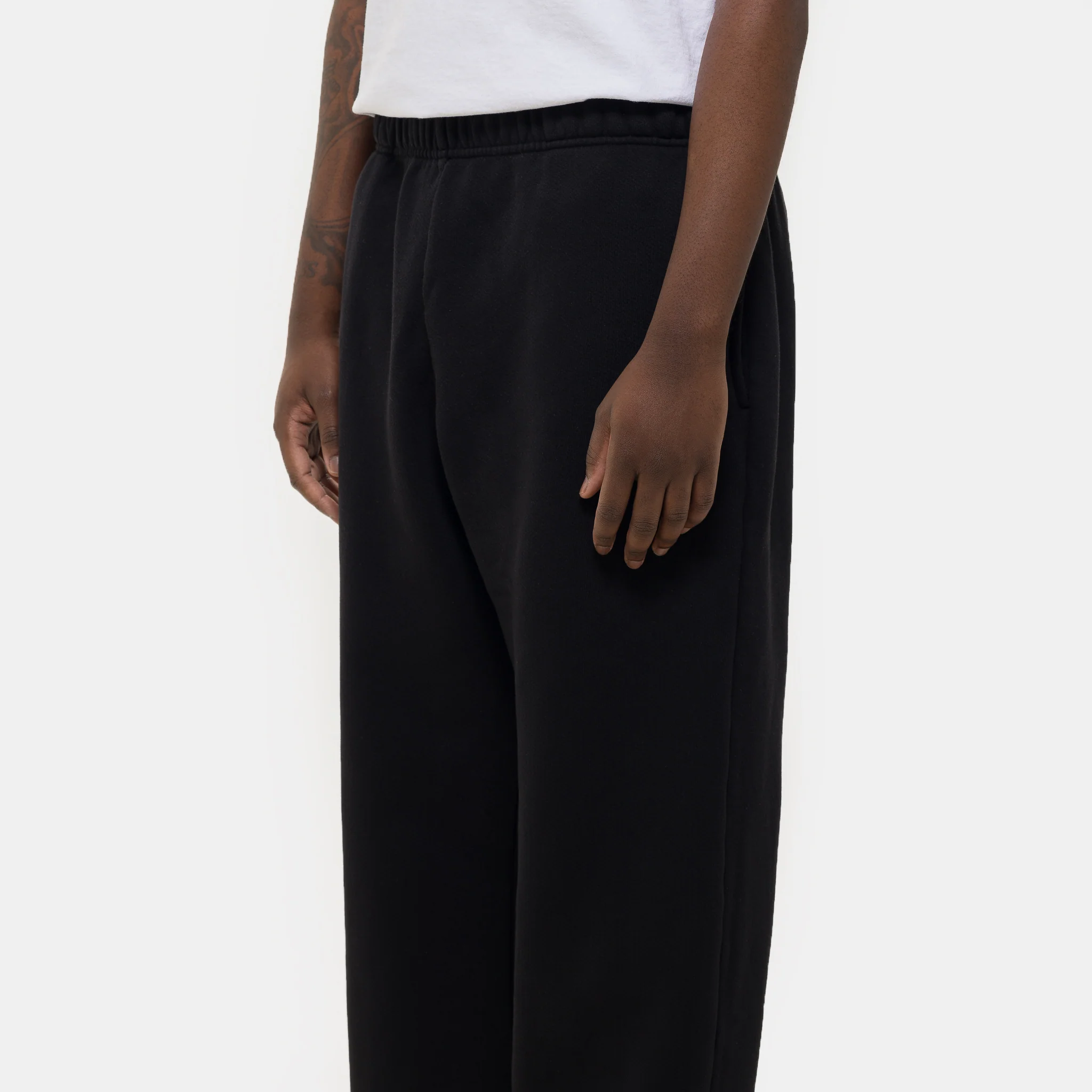 Heavyweight Puddle Pant in Jet Black - Image 4