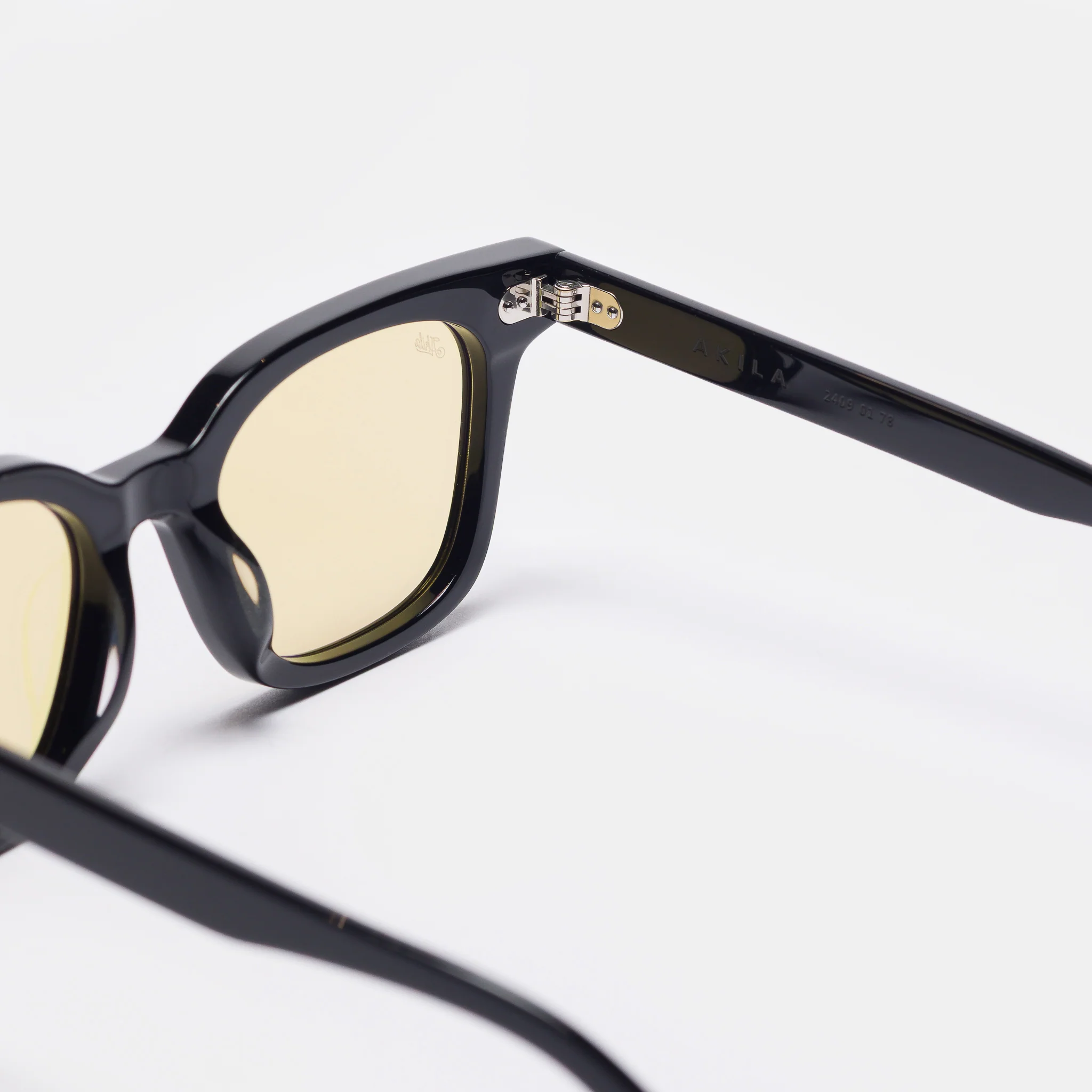 Hi-Fi Sunglasses in Black/Yellow - Image 4