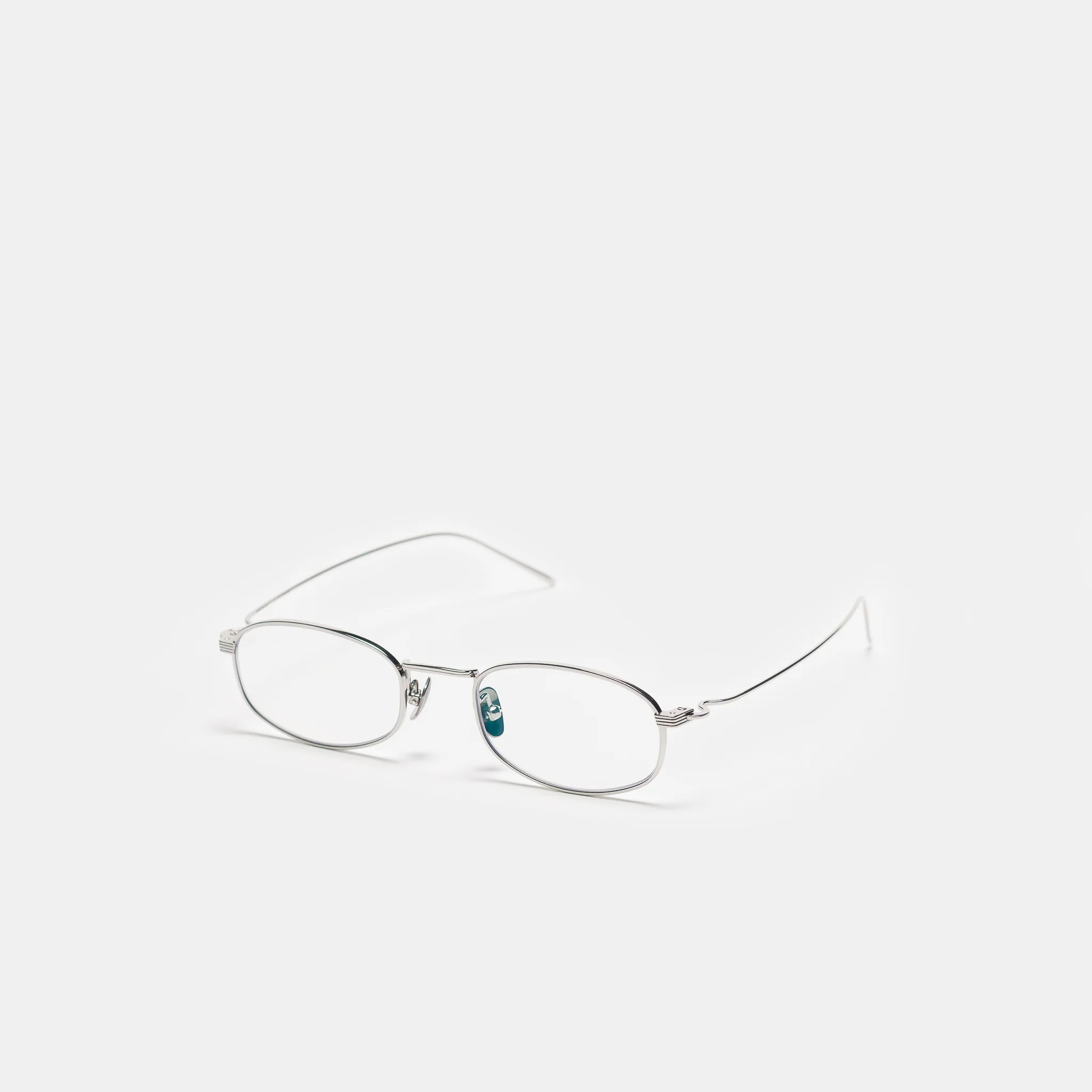 Icon Glasses in Silver - Image 3