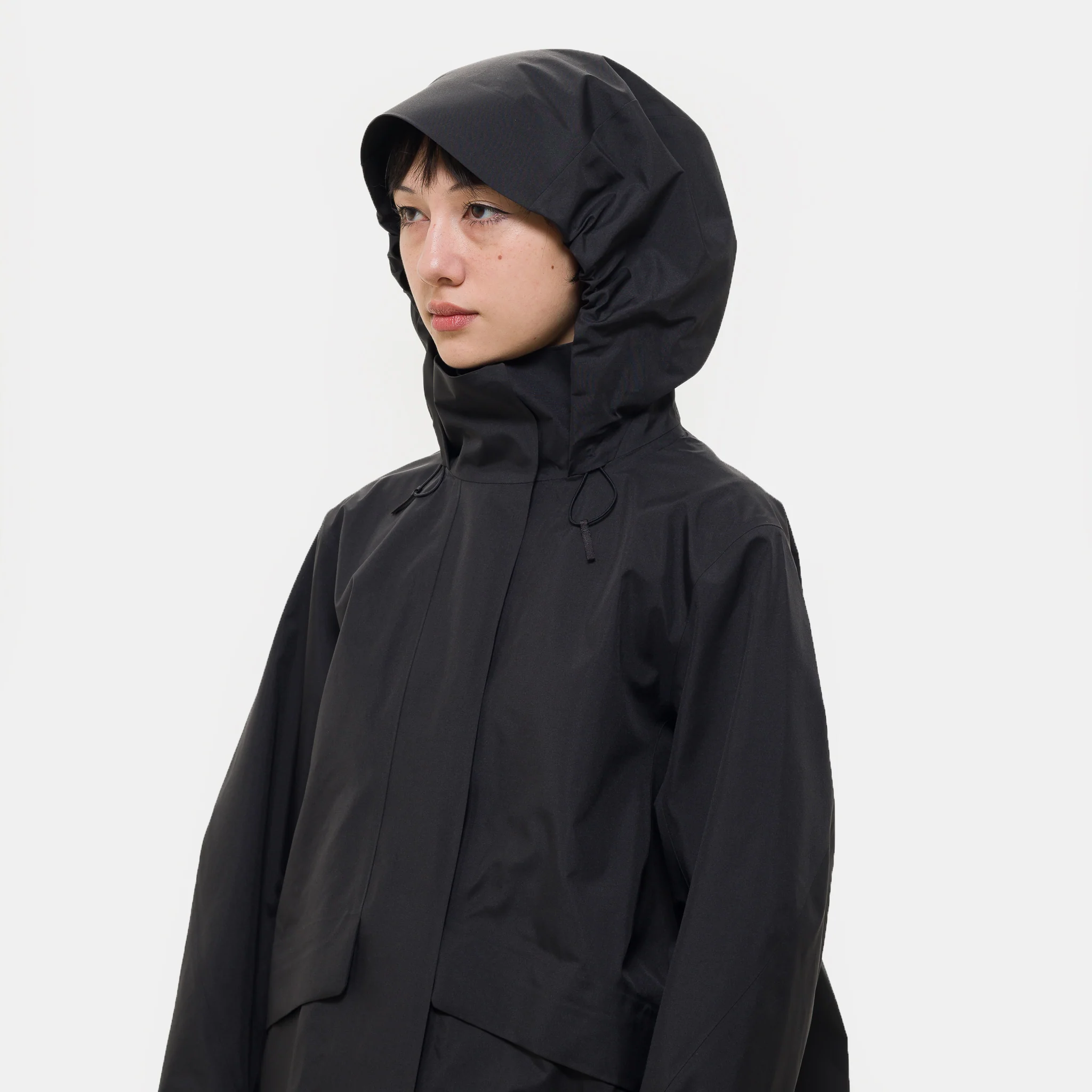 Ifora Jacket in Black - Image 4