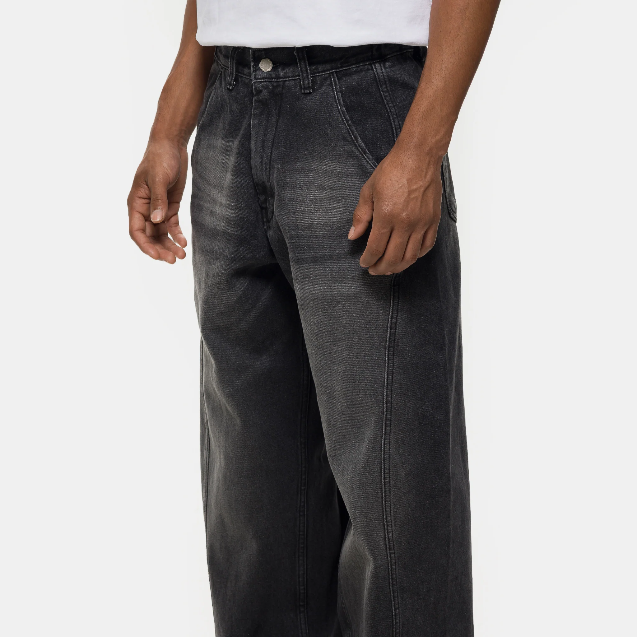 In-Stitch Denim Jean in Black - Image 4