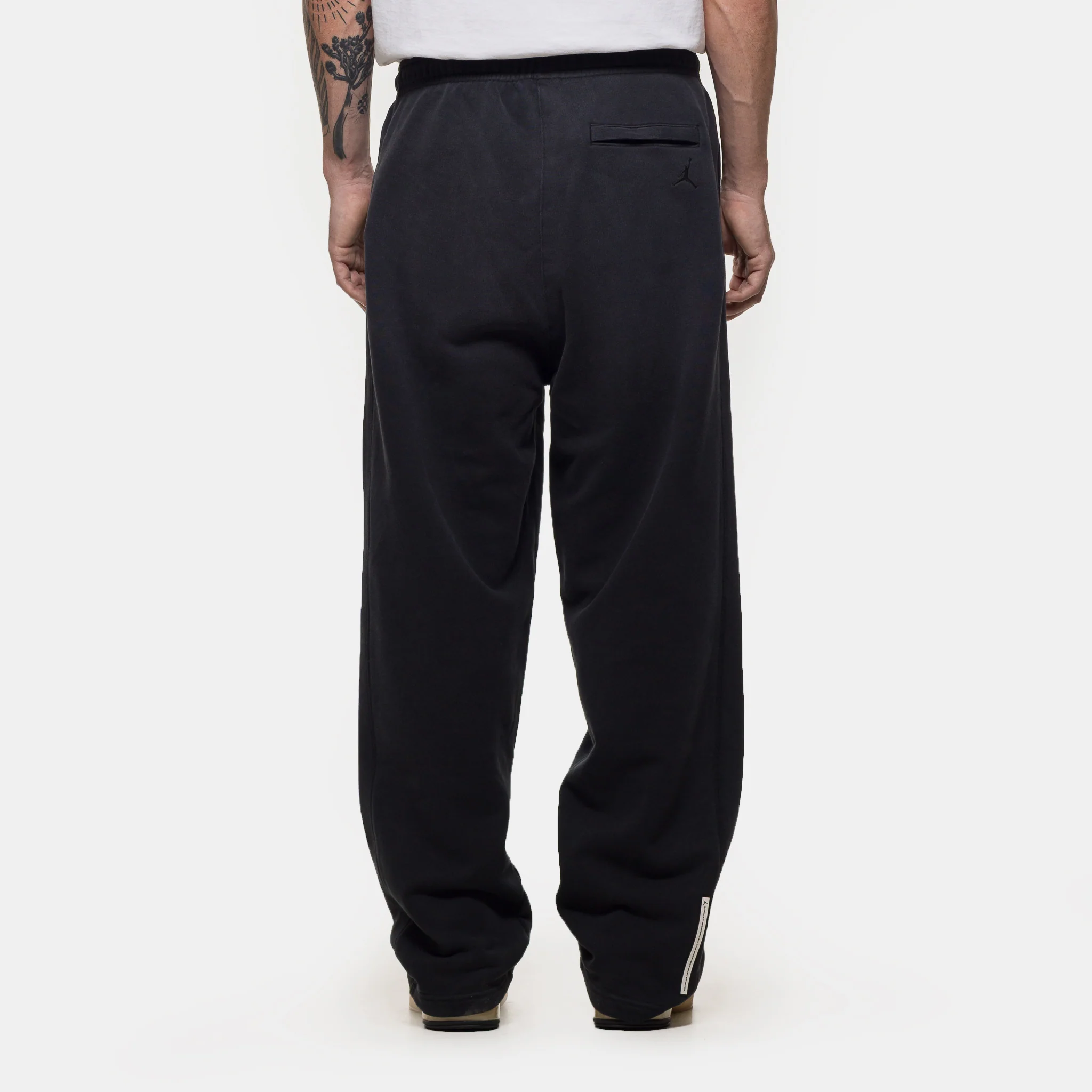 Infinite Archive Fleece Pant in Black - Image 3