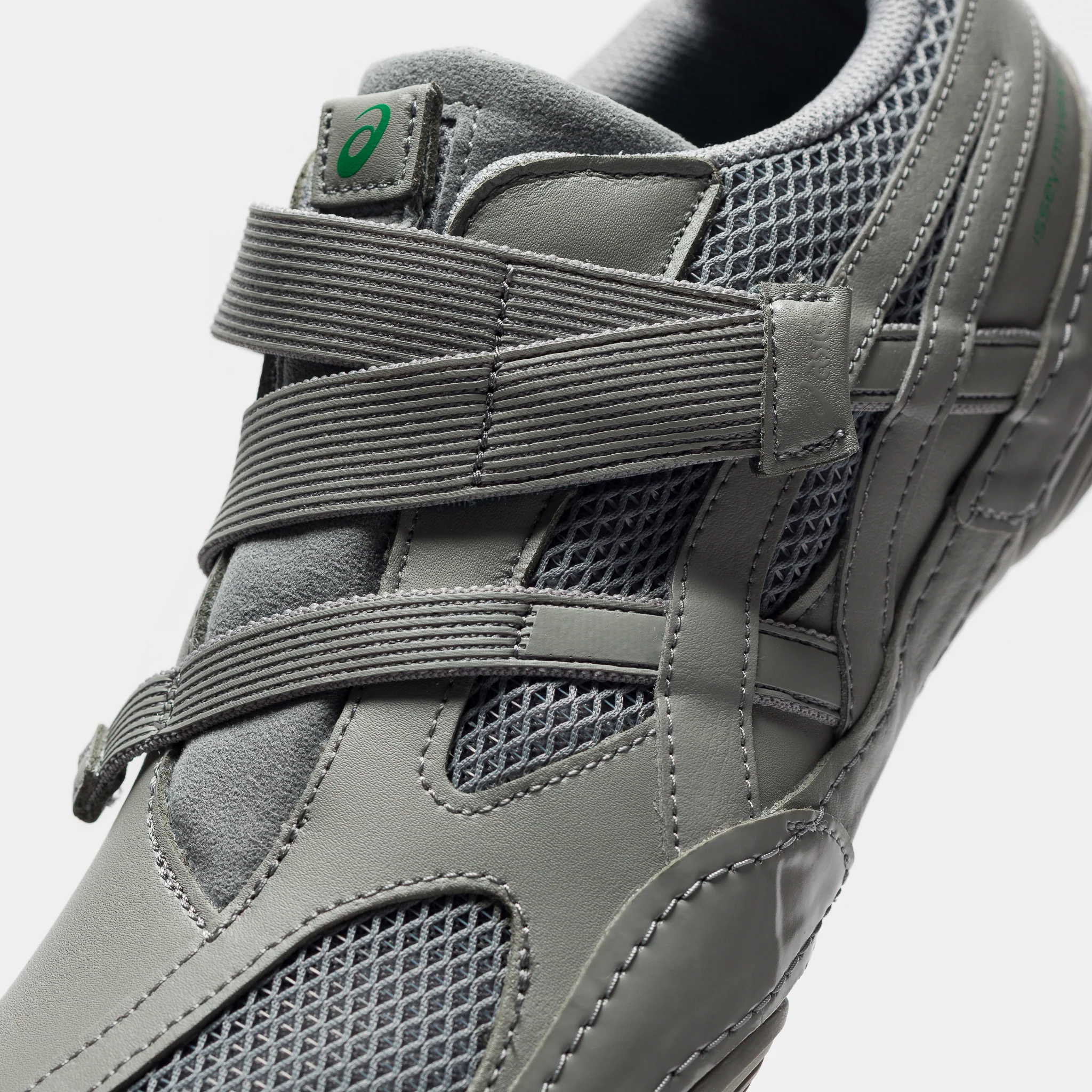 Issey Miyake Hyper Taping Sneaker in Grey/Grey - Image 5