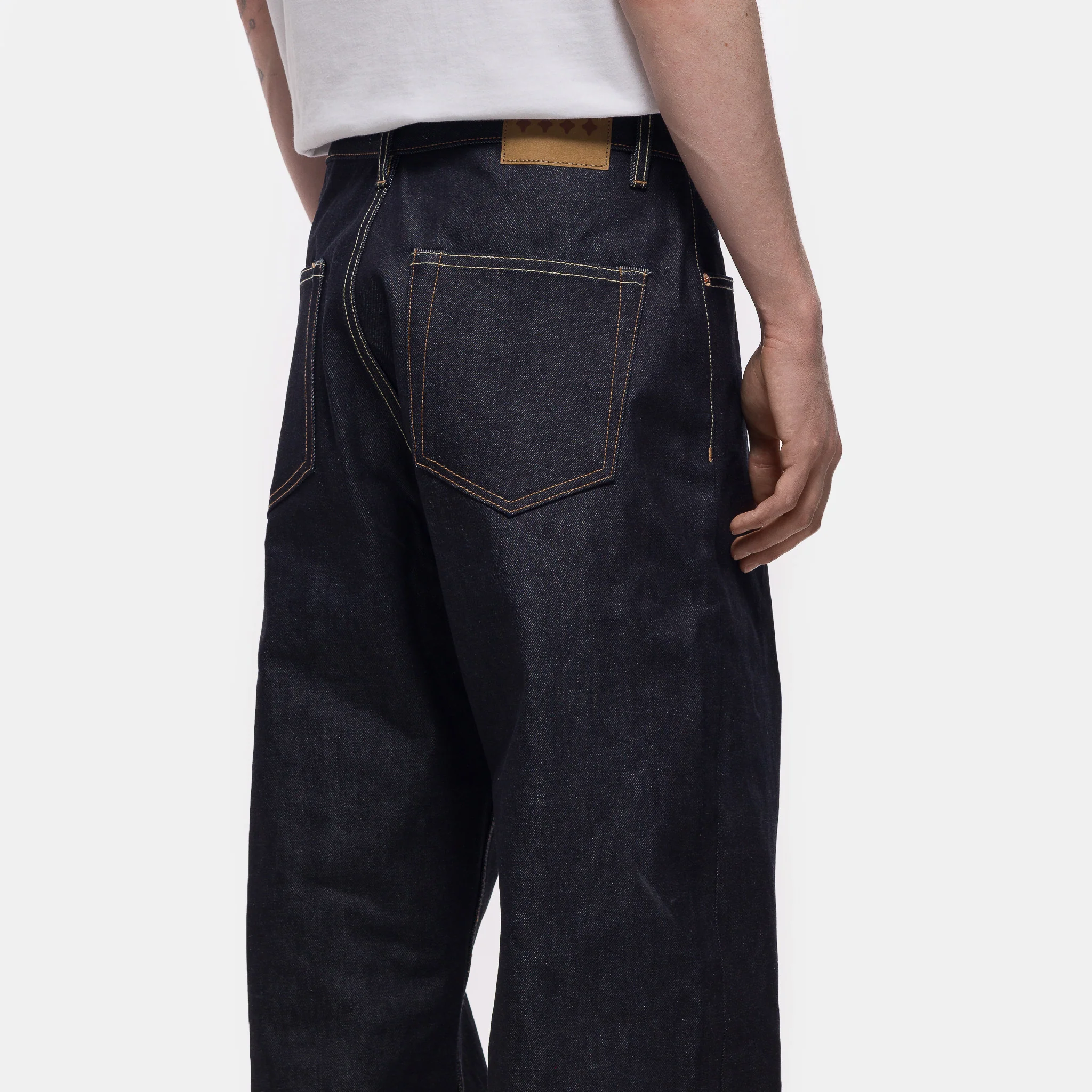 Javier Wide Leg Selvedge Jean in Indigo Blue - Image 5