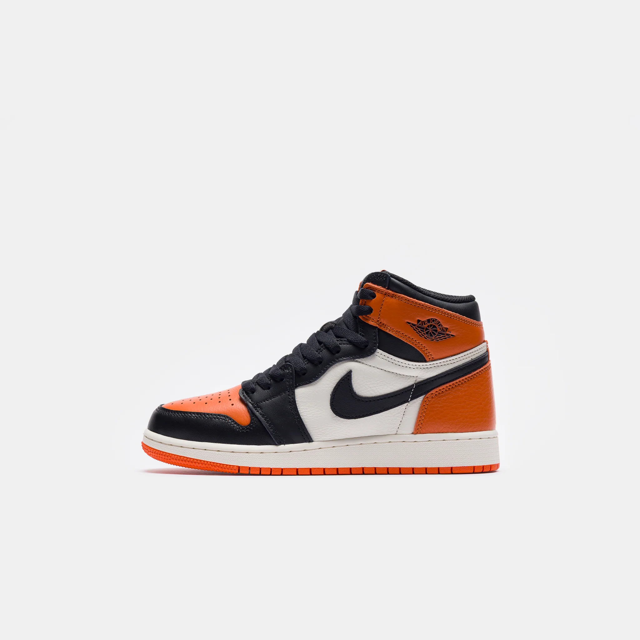Jordan 1 Retro High OG Grade School Sneaker in Black/Black/Sail/Starfish