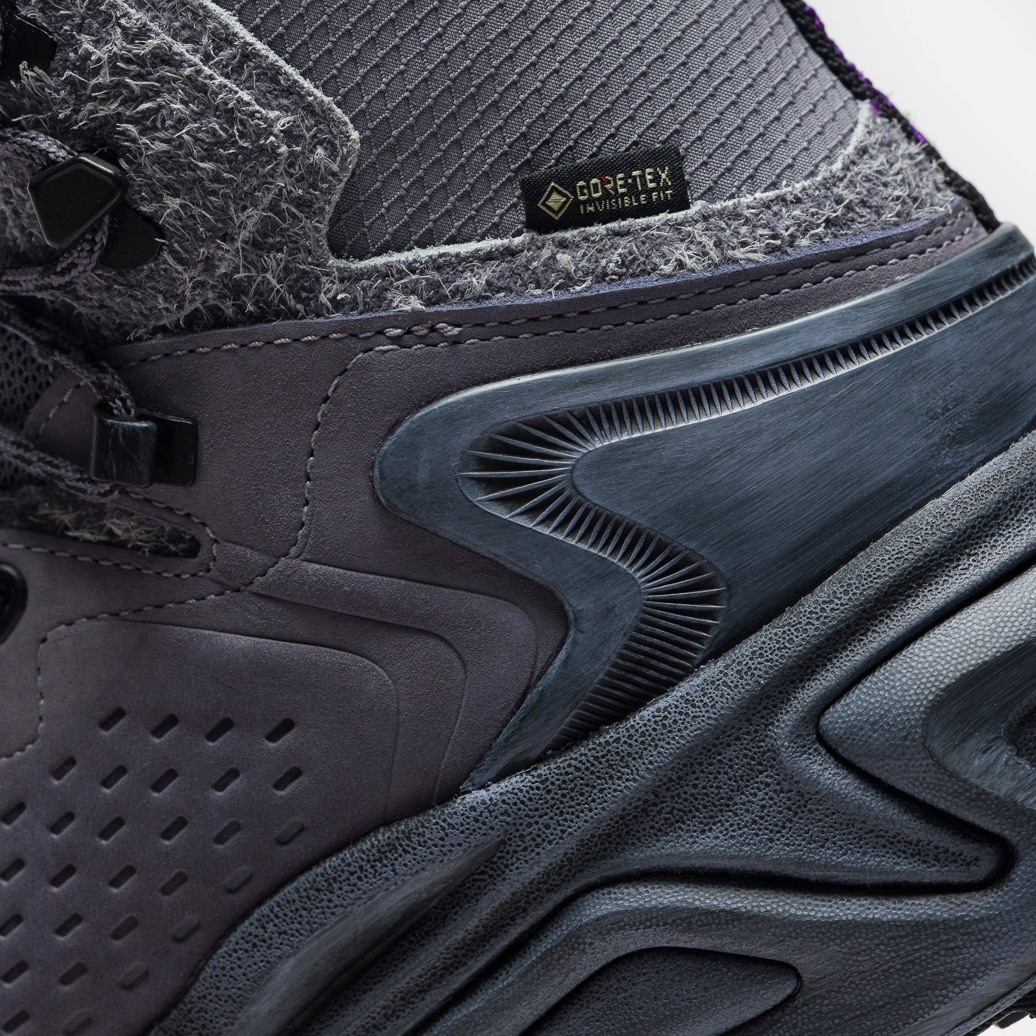 Kaha 3 Gore-Tex TP Boot in Grey Skies/Lilac Hydrangea - Image 6