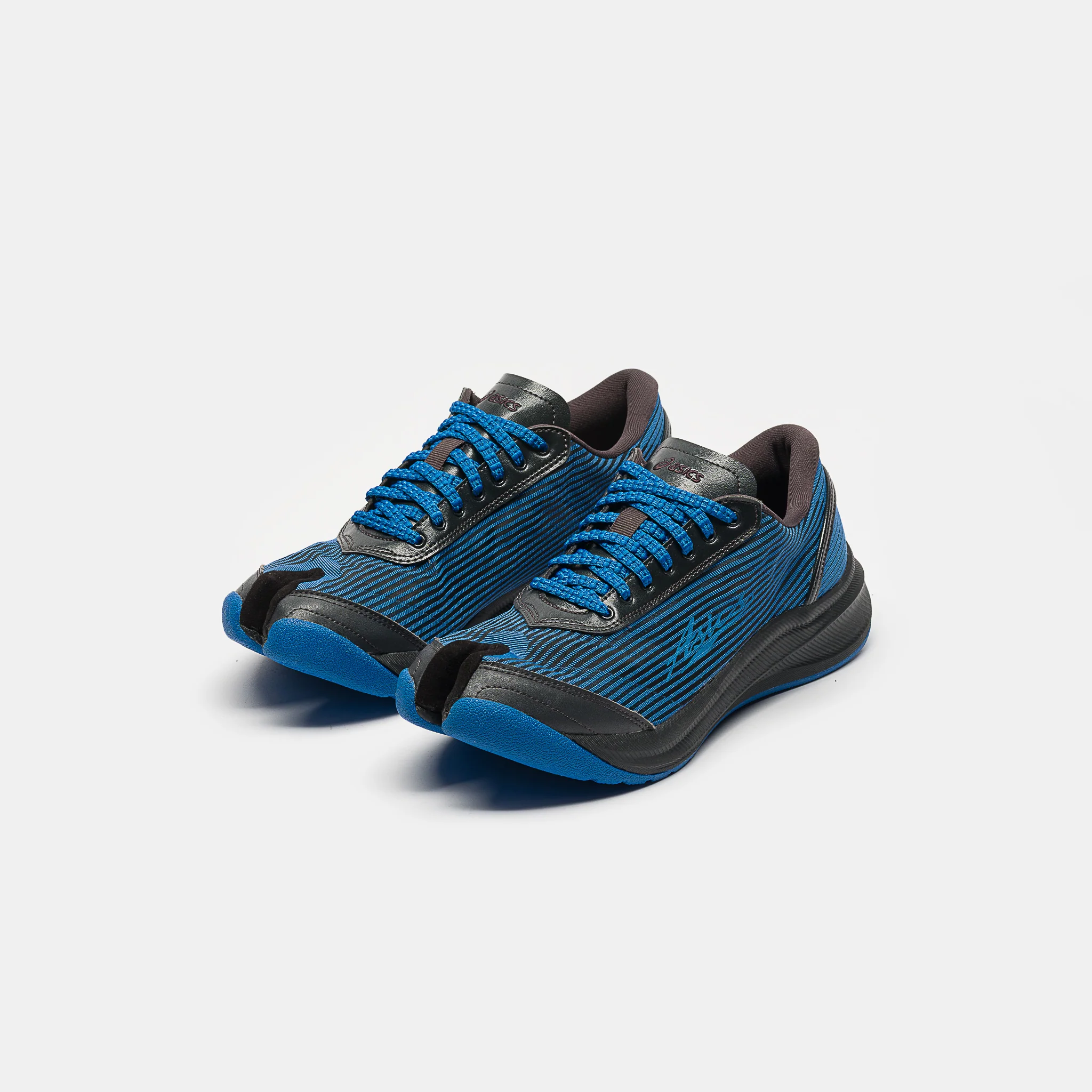 Kiko Kostadinov Ilargi FF Sneaker in Electric Blue - Image 3