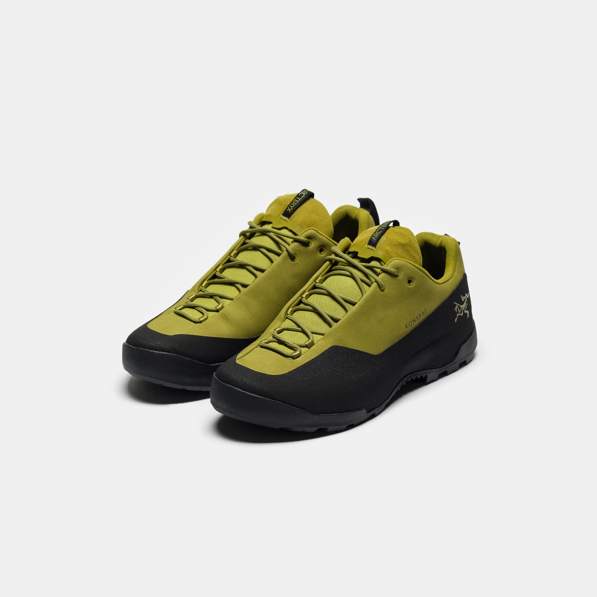 Konseal Sneaker in Olive Moss/Black - Image 3