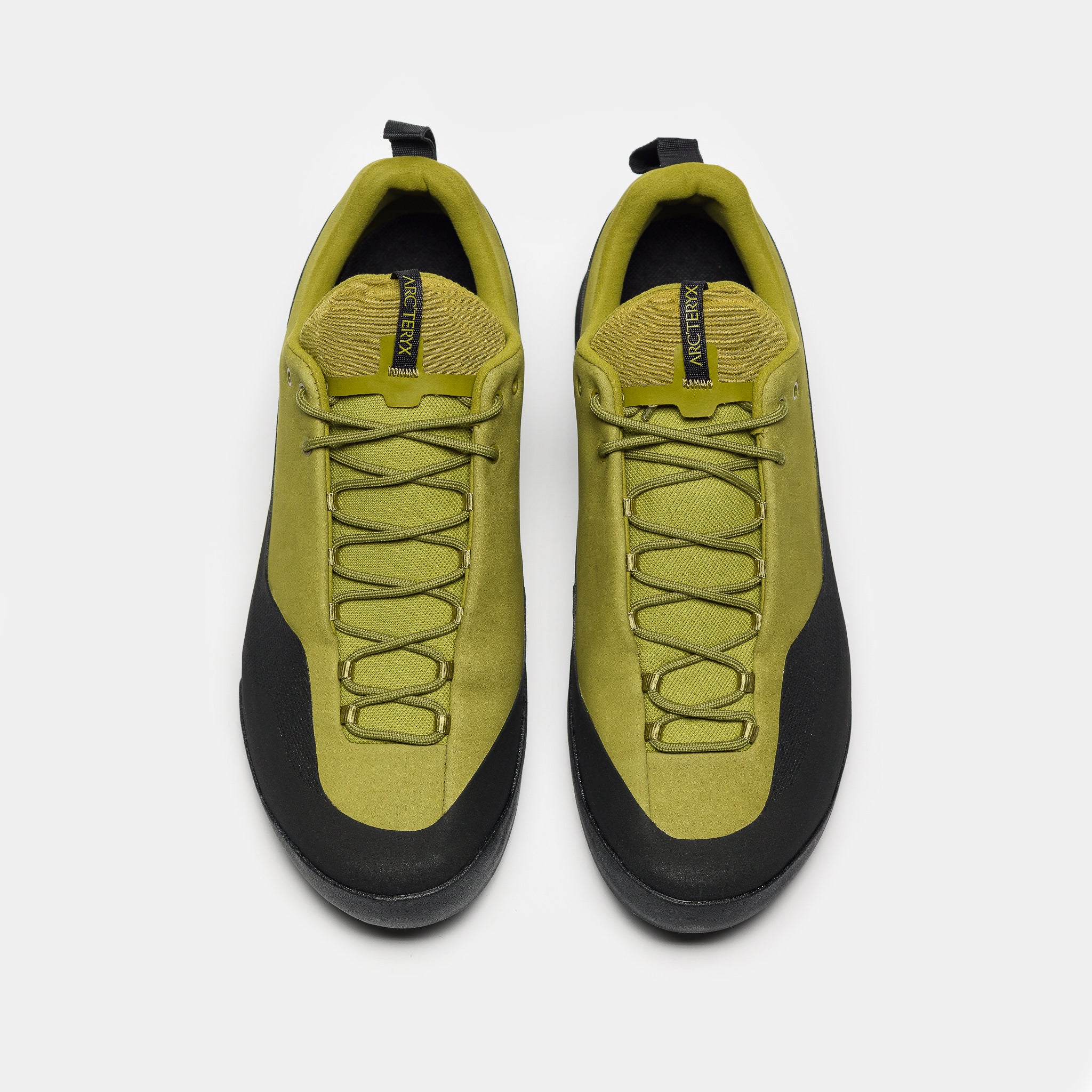 Konseal Sneaker in Olive Moss/Black - Image 4