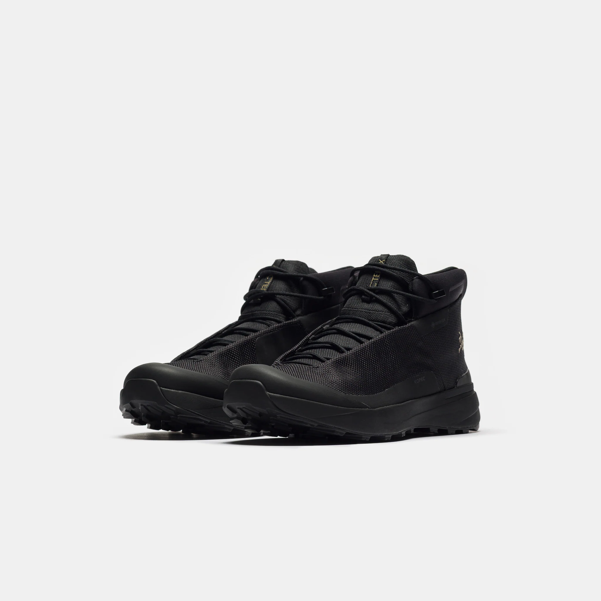 Kopec Mid Gore-Tex Boot in Black/Black - Image 2