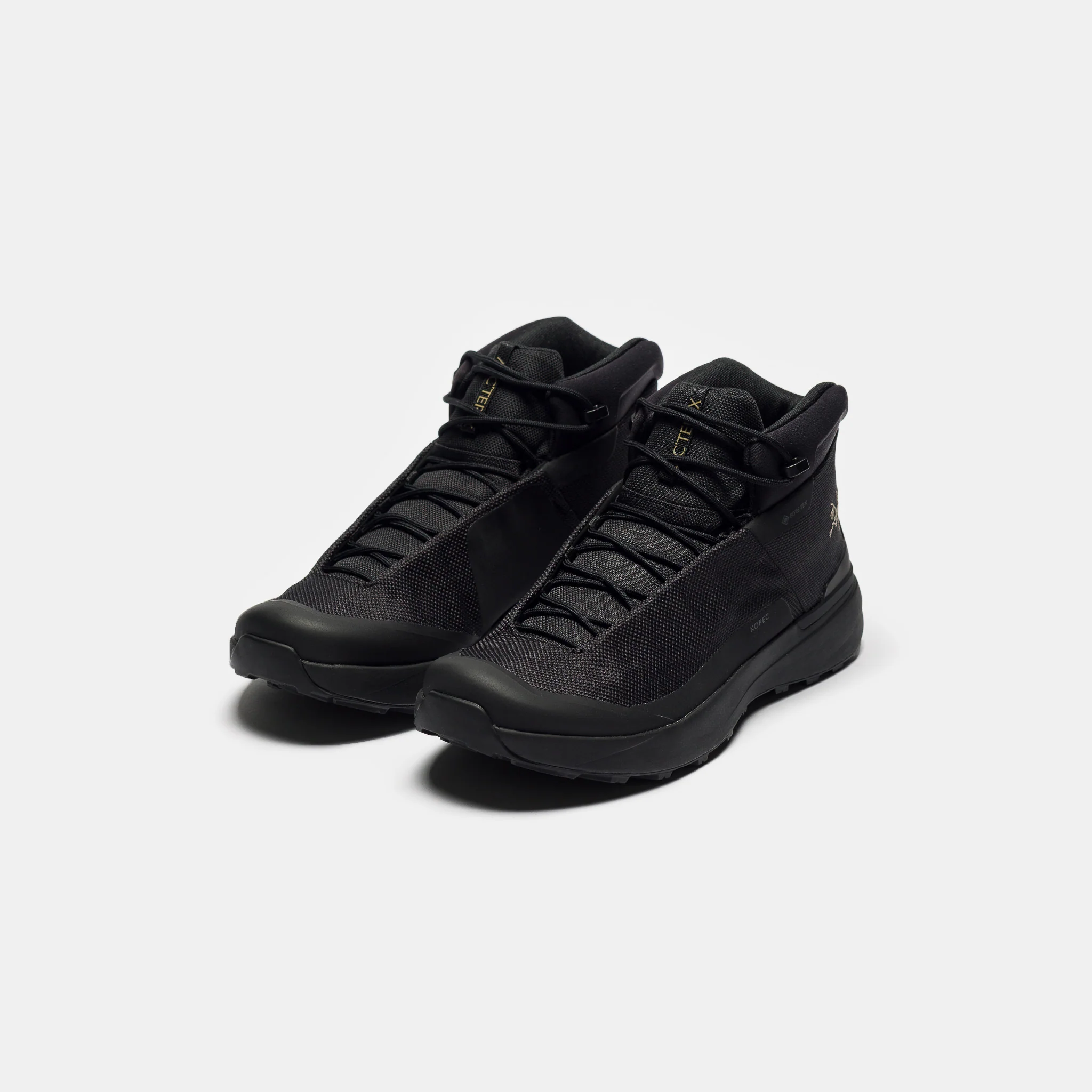 Kopec Mid Gore-Tex Boot in Black/Black - Image 3