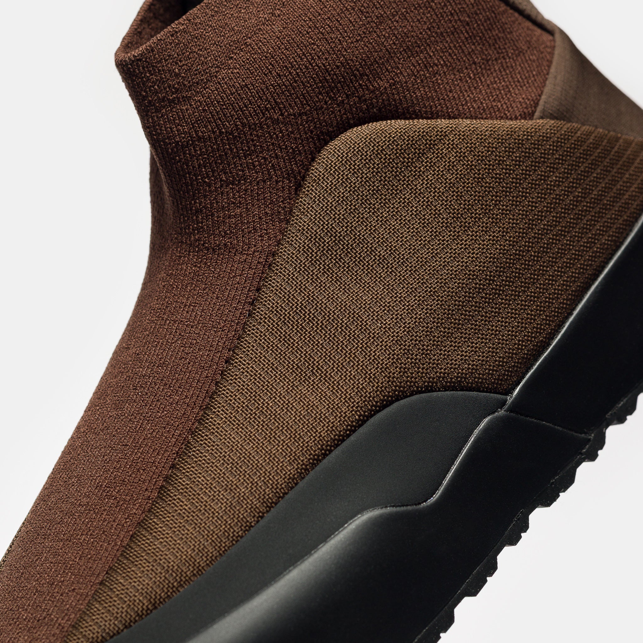 Kragg Insulated Sneaker in Carob/Black - Image 5