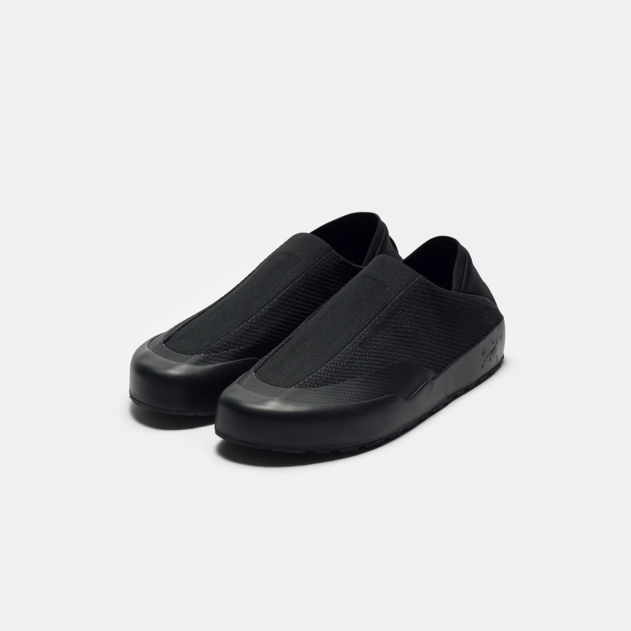 Kragg Sneaker in Black/Black - Image 3