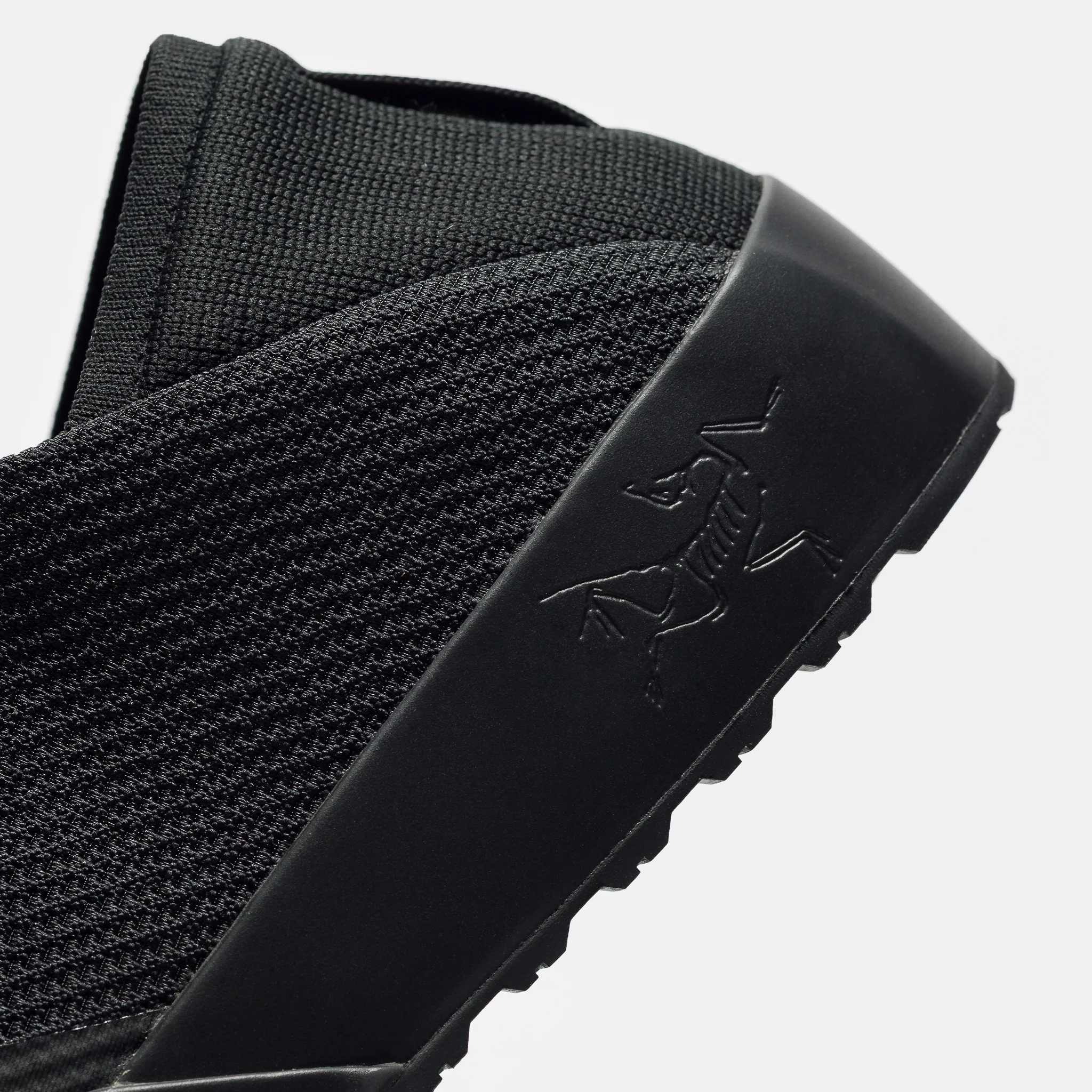 Kragg Sneaker in Black/Black - Image 5