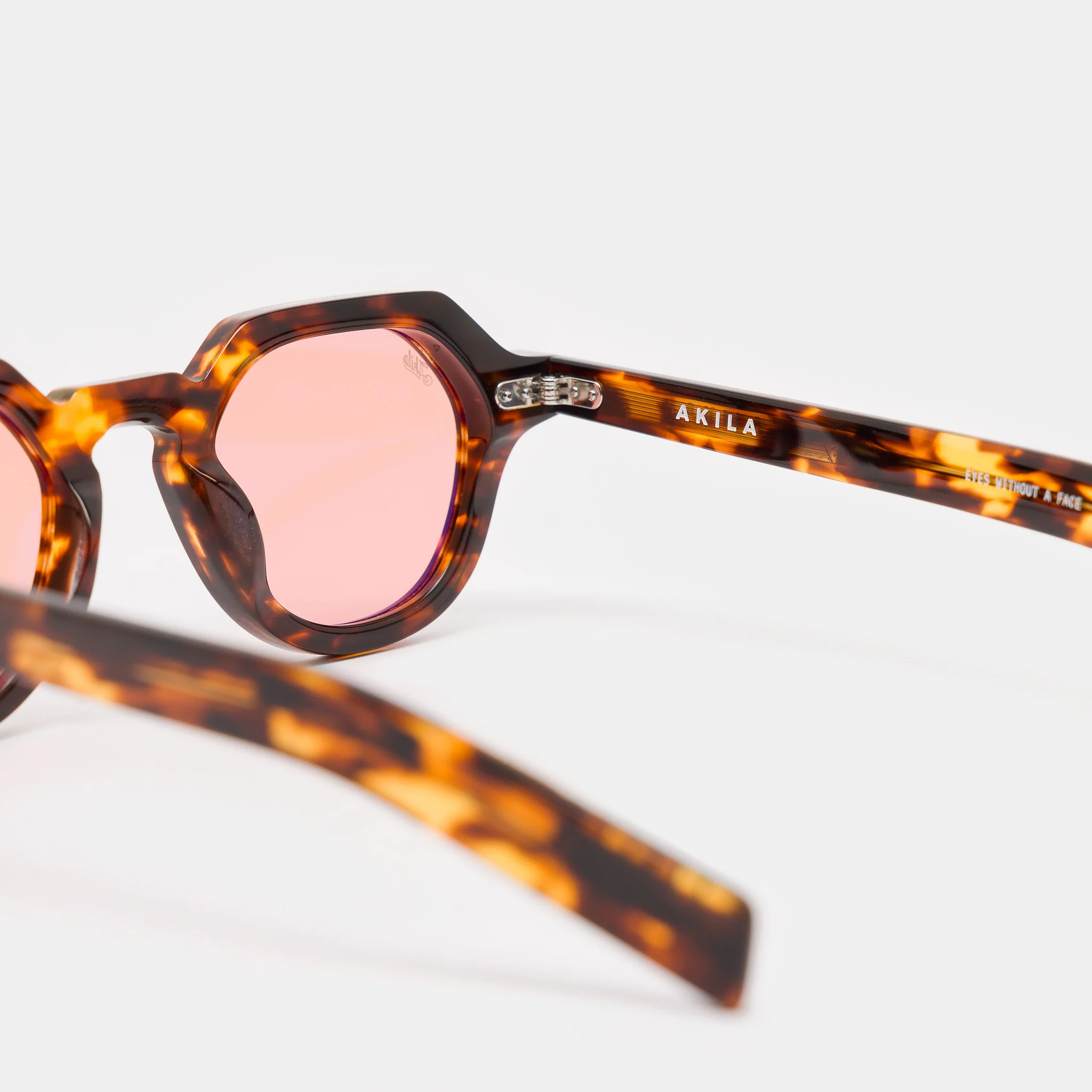 Lola Sunglasses in Brown Havana/Apricot - Image 3