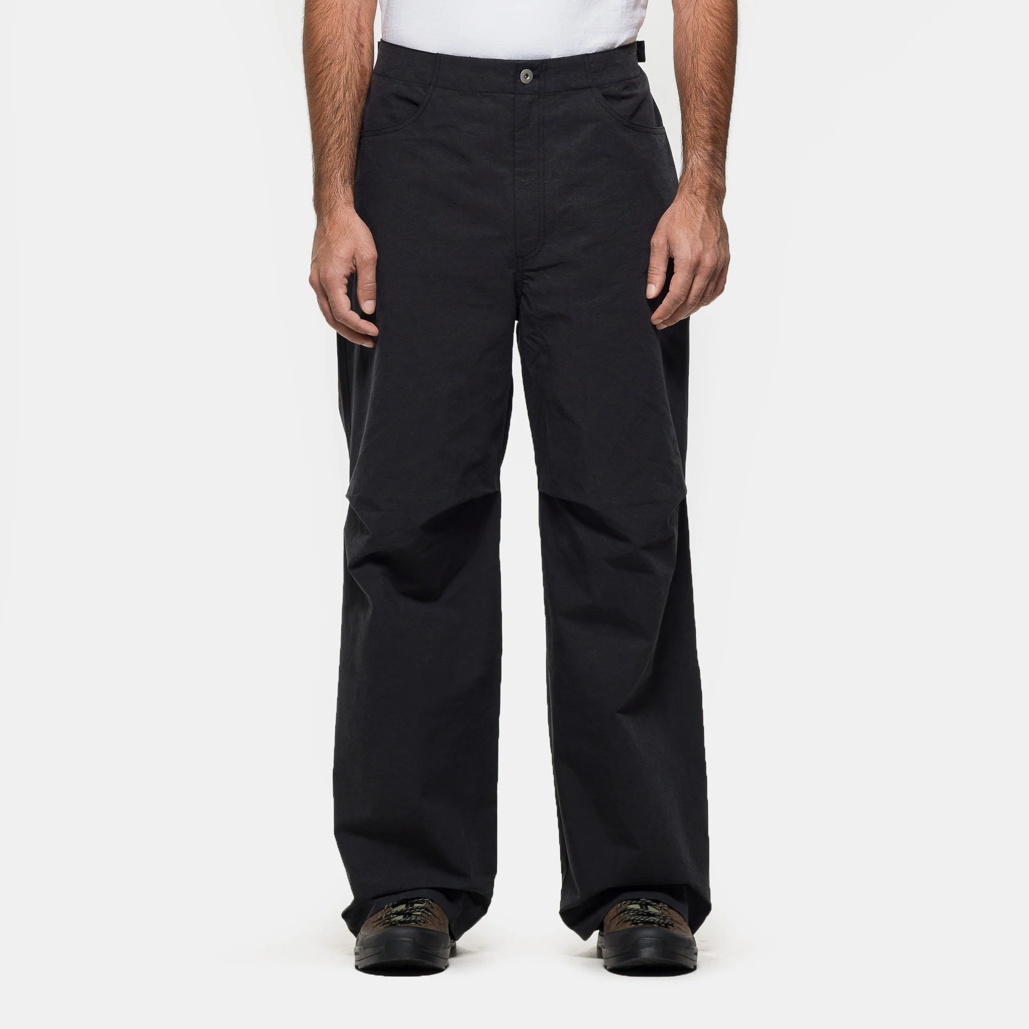 Loop Claw Trouser in Black