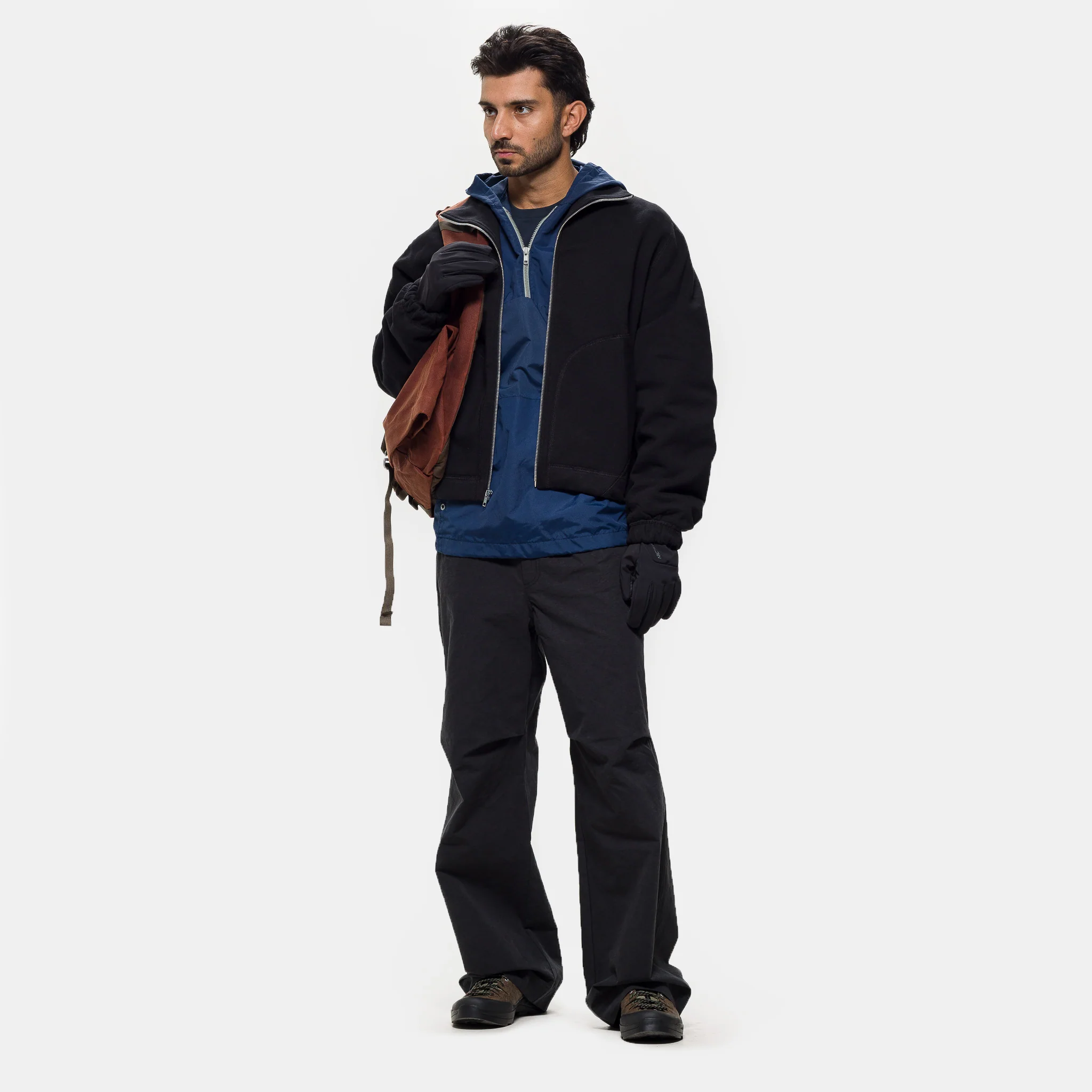 Loop Claw Trouser in Black - Image 2