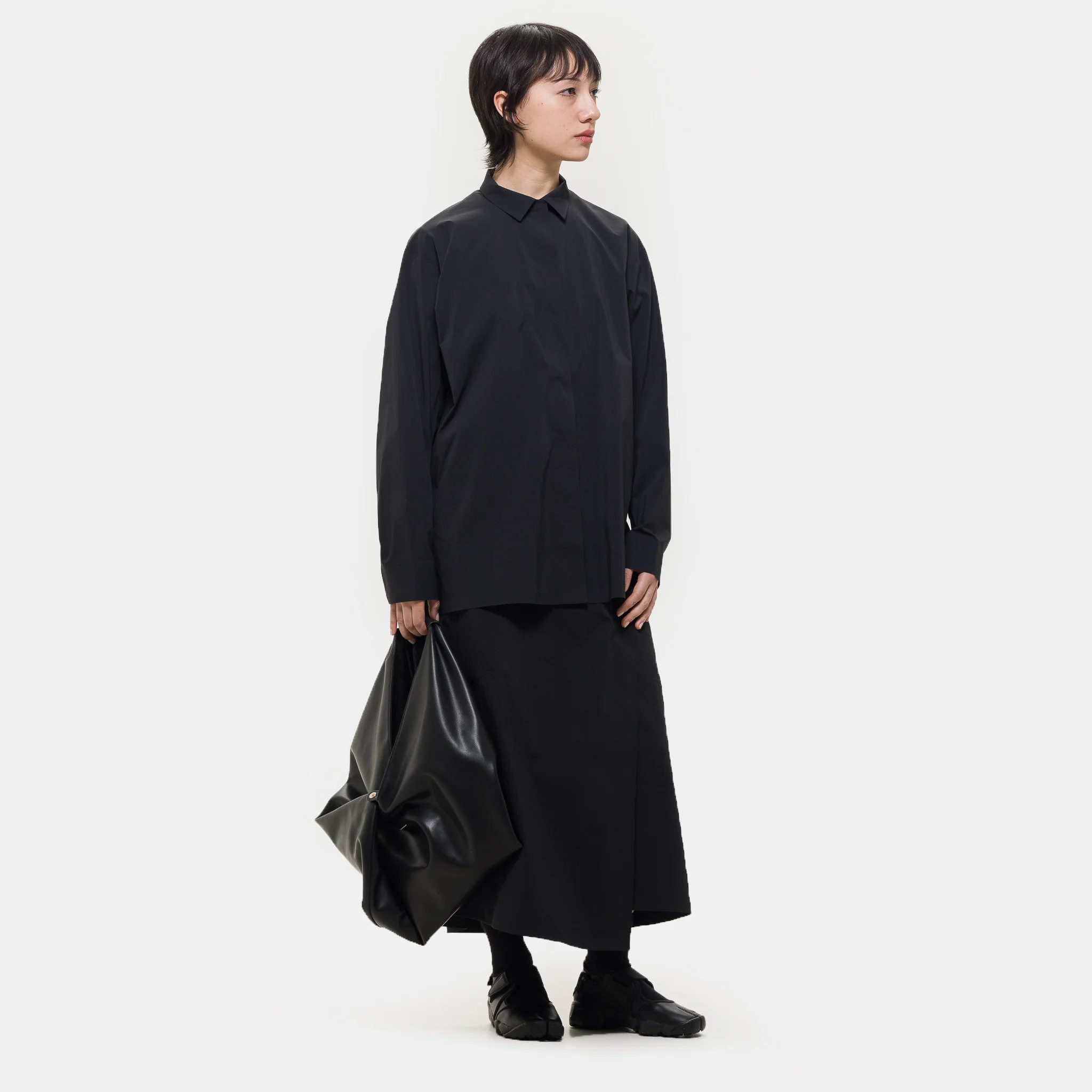 Lota Skirt in Black - Image 2