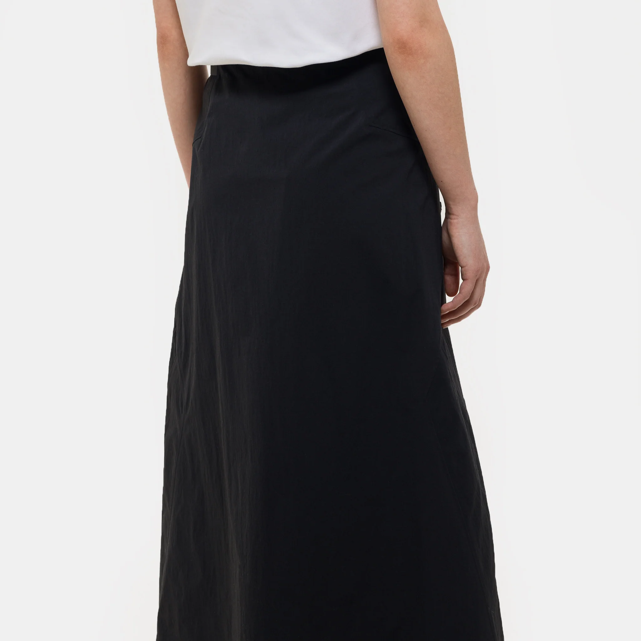 Lota Skirt in Black - Image 5