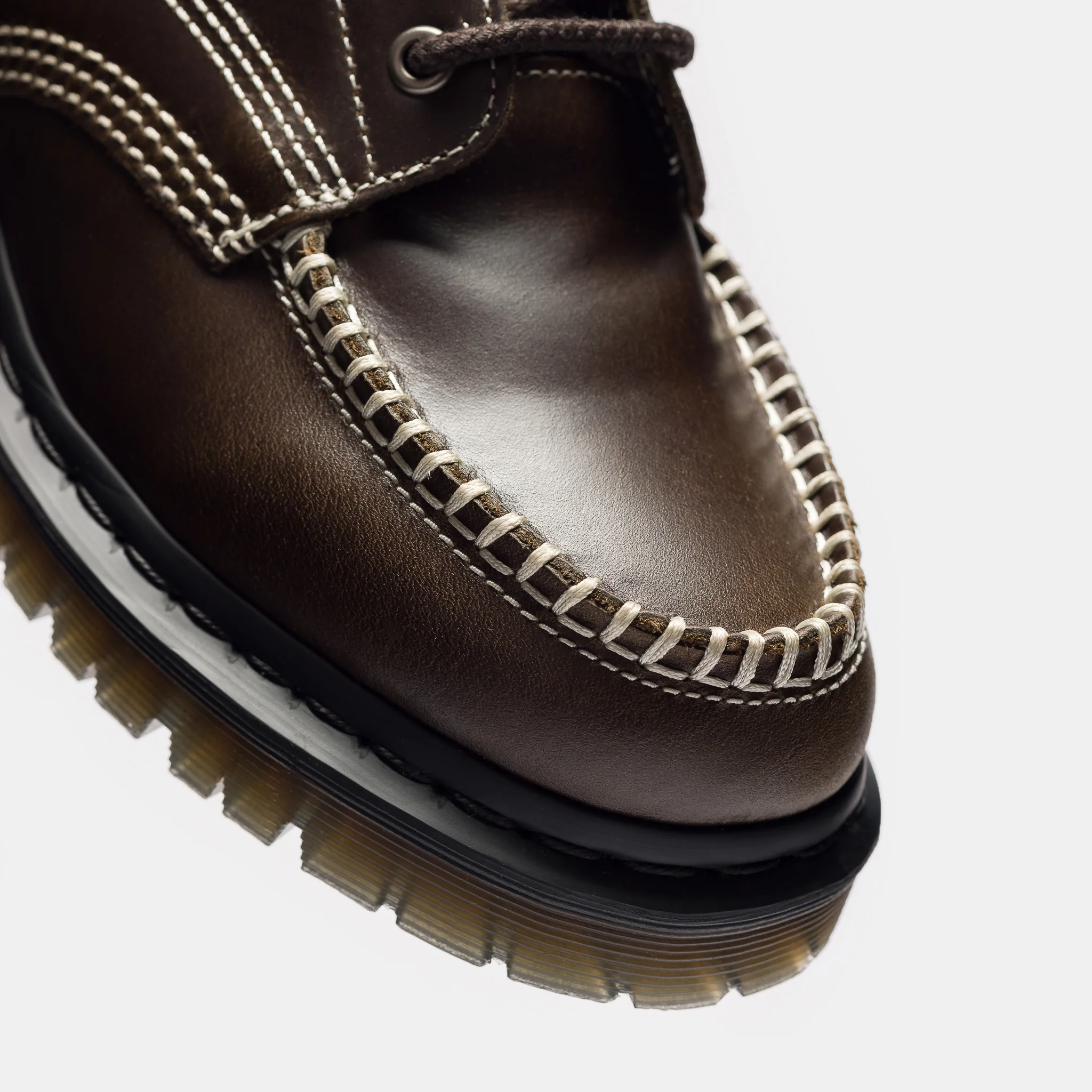 Lowell 4 Eye Shoe in Olive Orleans - Image 6